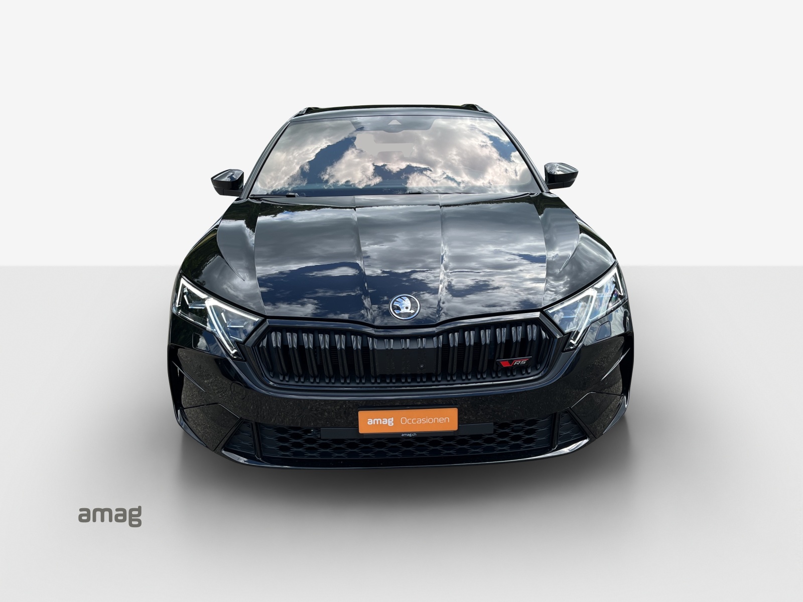 SKODA Octavia Combi 2.0 TSI DSG RS-image-6