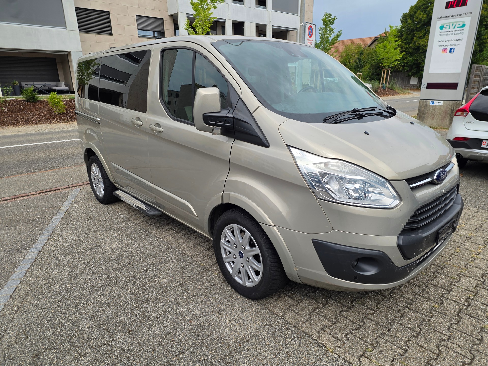 FORD Tourneo Custom 310 L1H1 Titanium SelectShift A-image-1