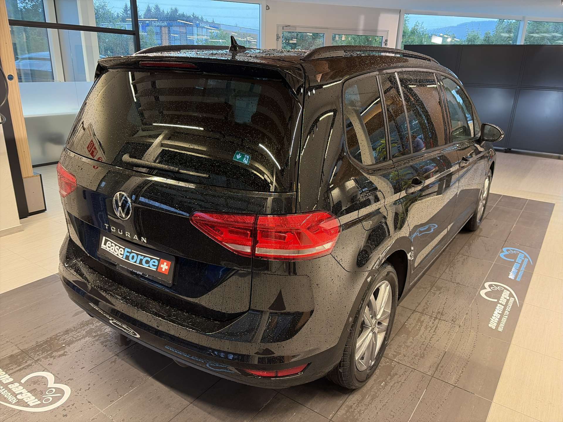 VW Touran 1.5 TSi EVO Comfortline Edition DSG-Automat 7-Plätzer-image-2