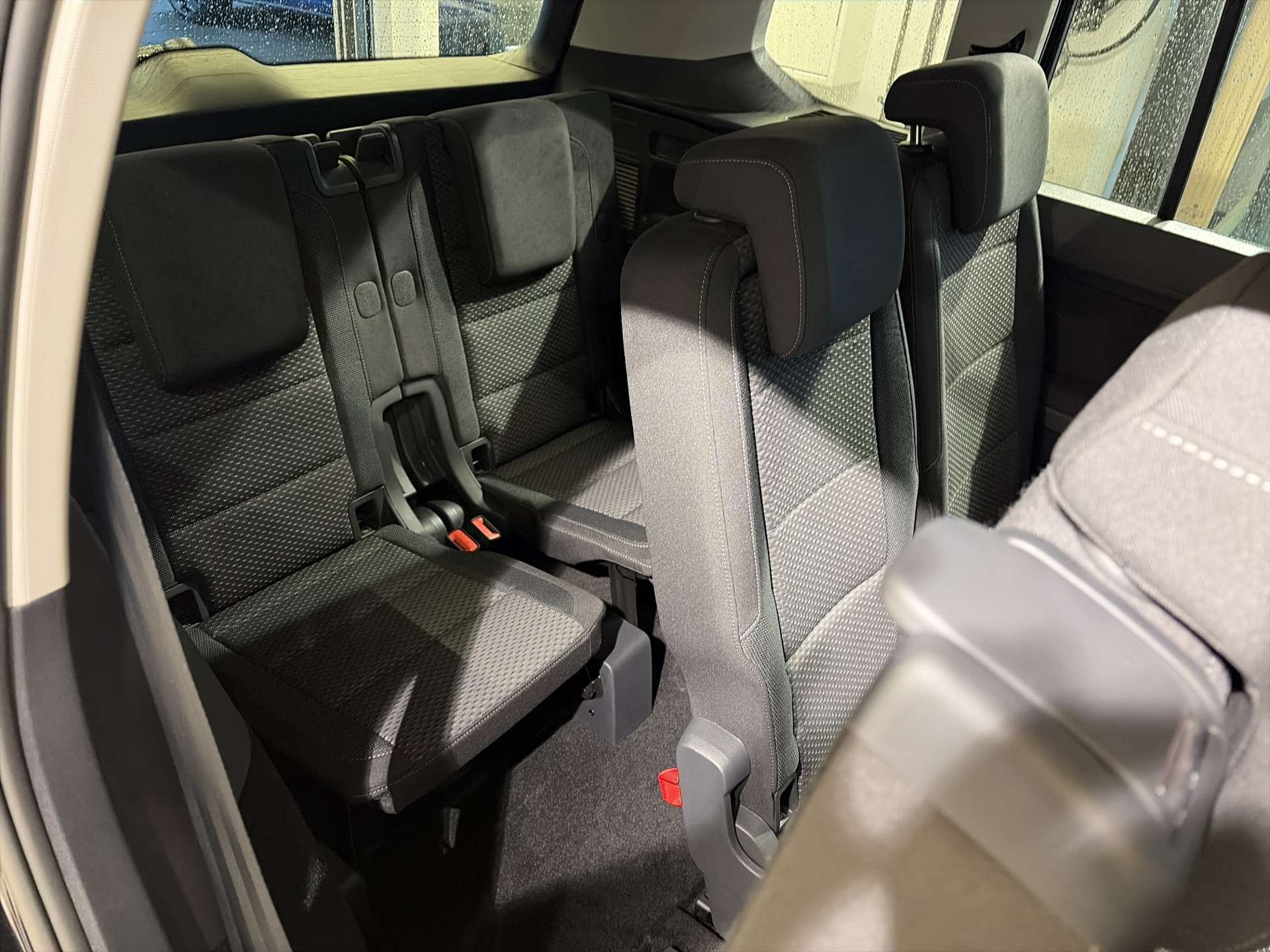 VW Touran 1.5 TSi EVO Comfortline Edition DSG-Automat 7-Plätzer-image-14