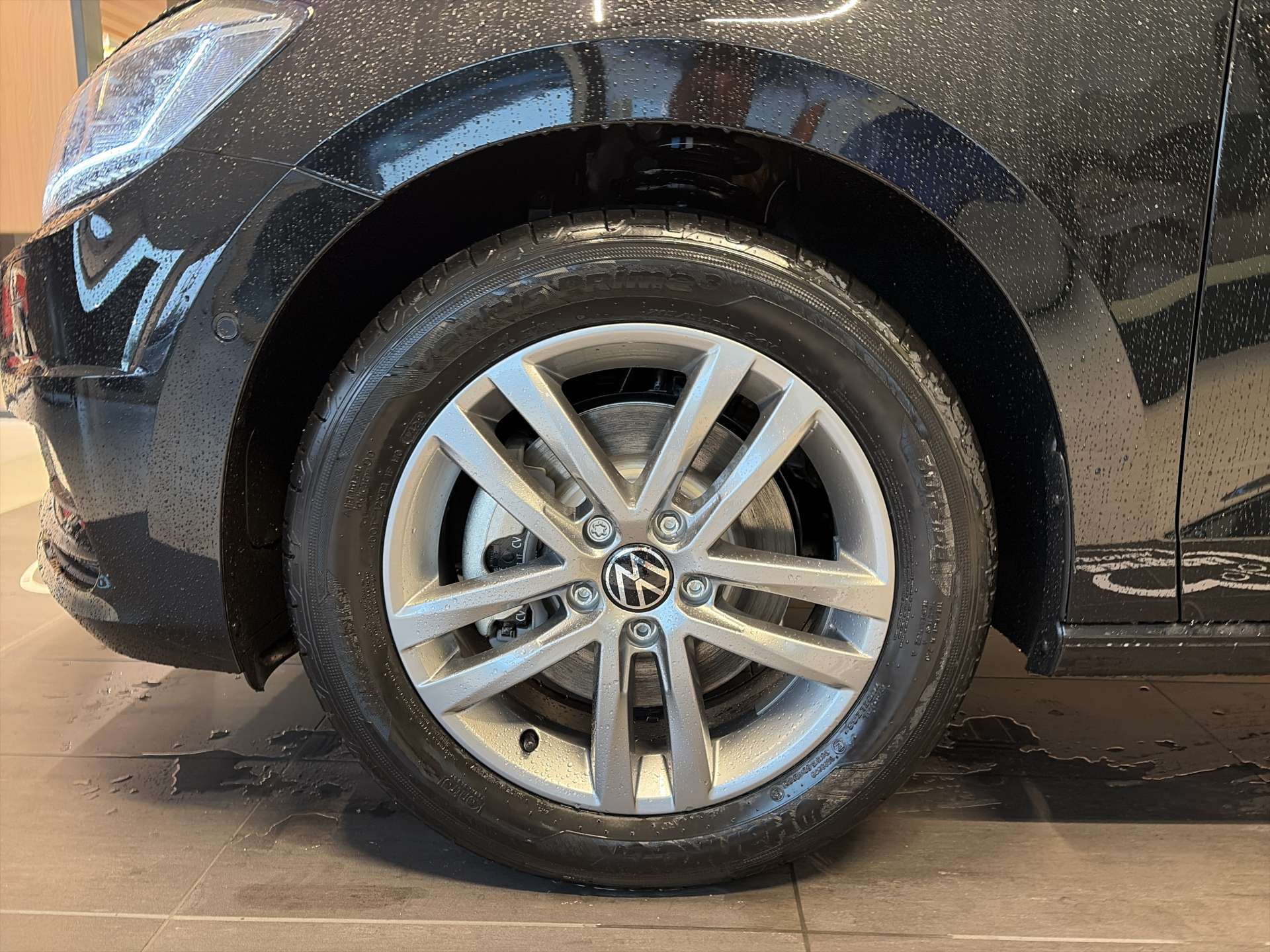 VW Touran 1.5 TSi EVO Comfortline Edition DSG-Automat 7-Plätzer-image-8