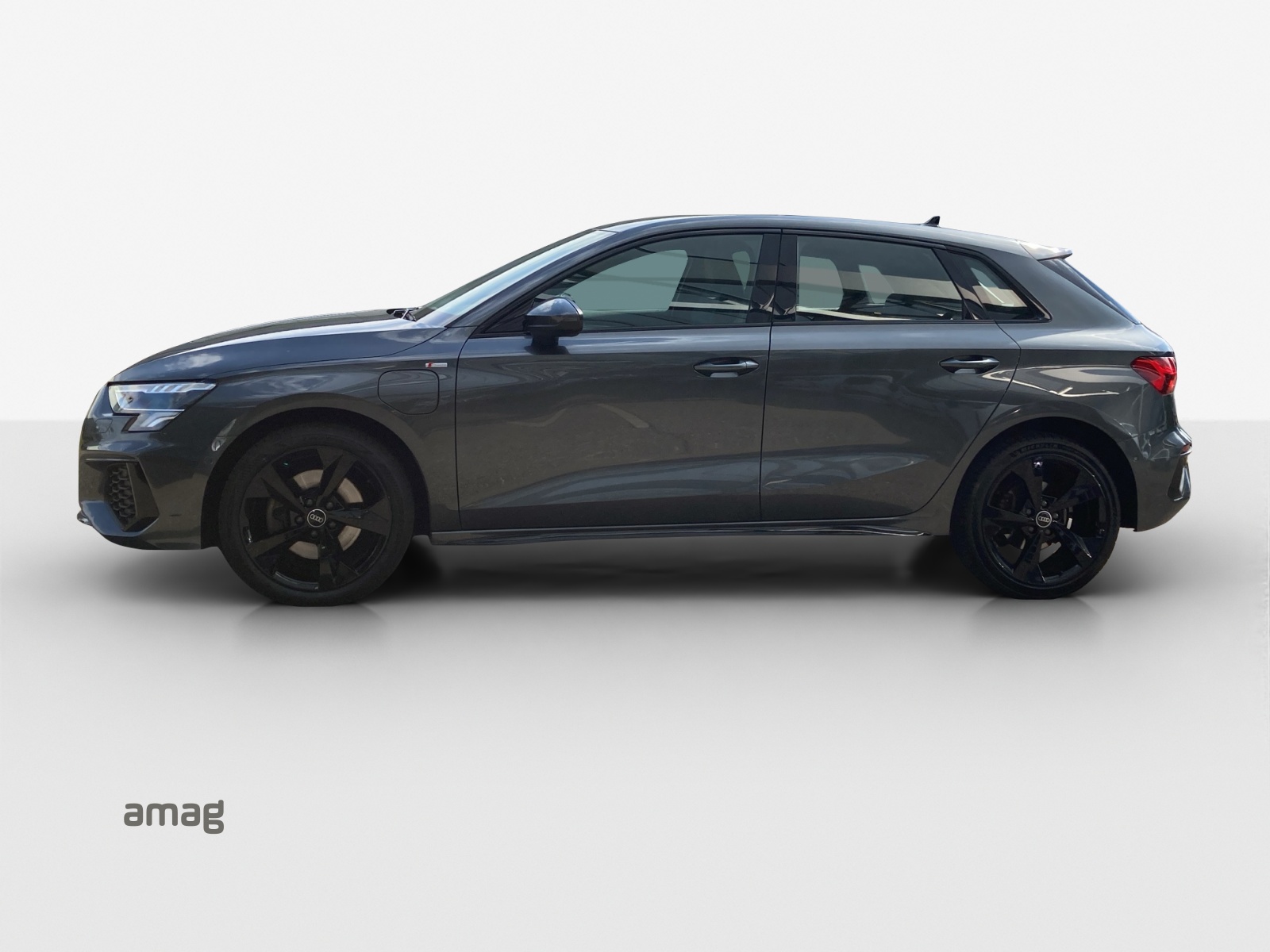 AUDI A3 Sportback 40 TFSI e S line S-tronic-image-1