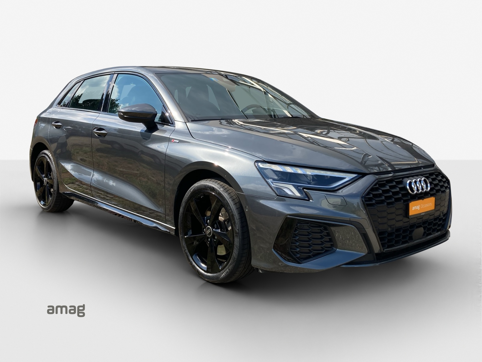 AUDI A3 Sportback 40 TFSI e S line S-tronic-image-5
