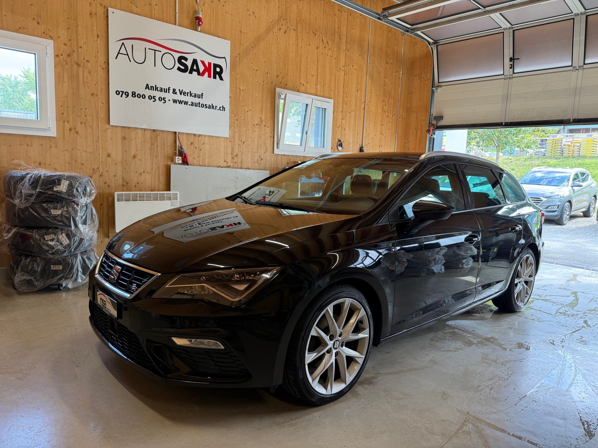 SEAT Leon ST 2.0 TDI SWISS FR DSG-image-0