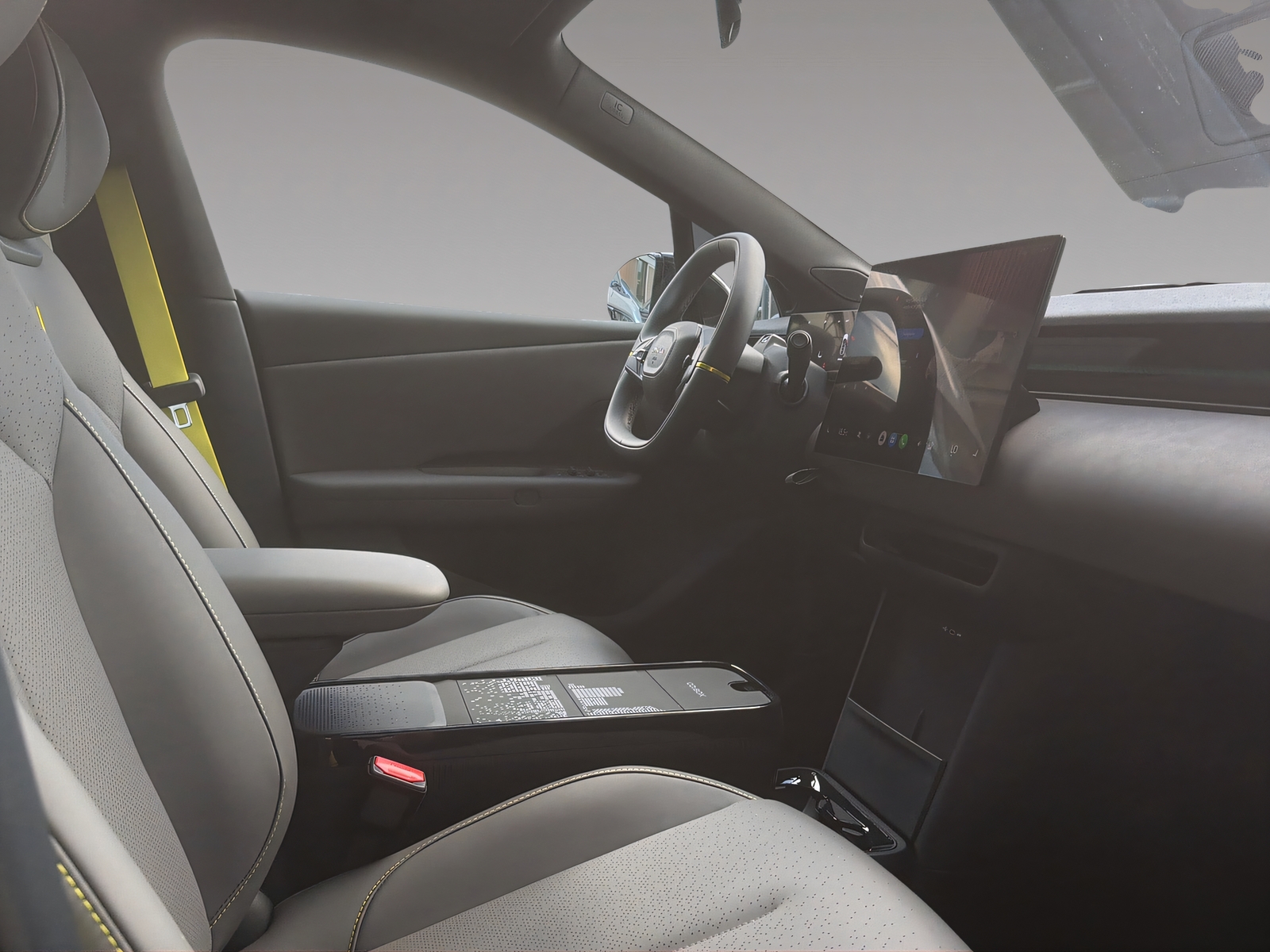 LYNK & CO 02 More-image-10