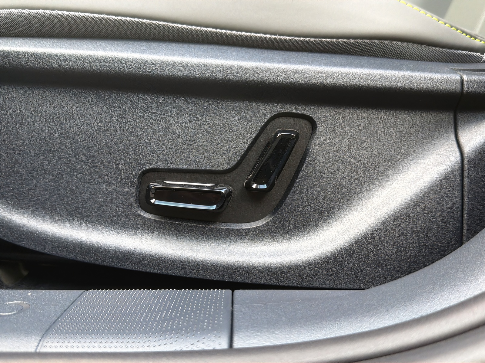 LYNK & CO 02 More-image-18