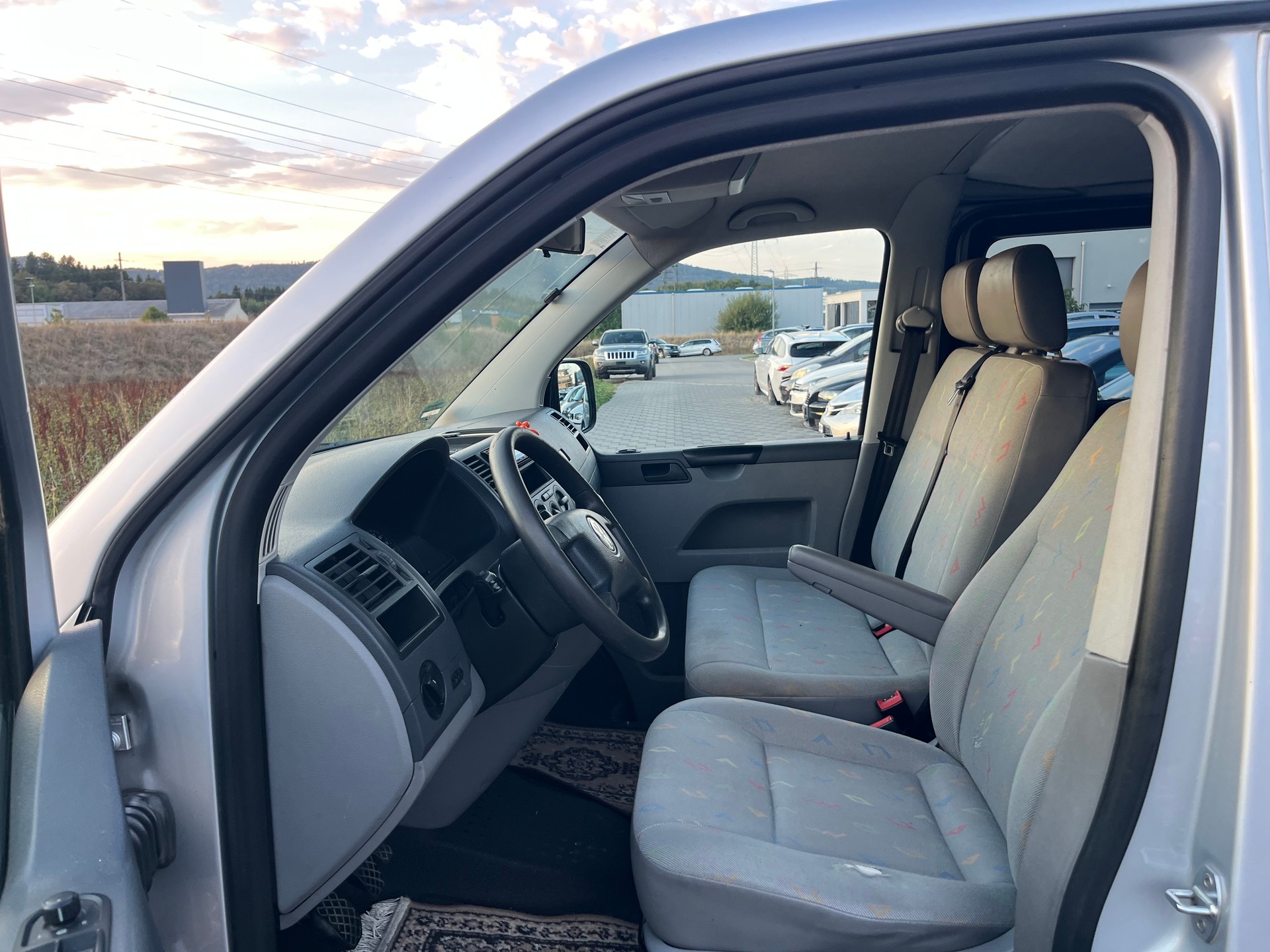 VW T5 Caravelle Trend 2.5TDI PD 4M-image-13