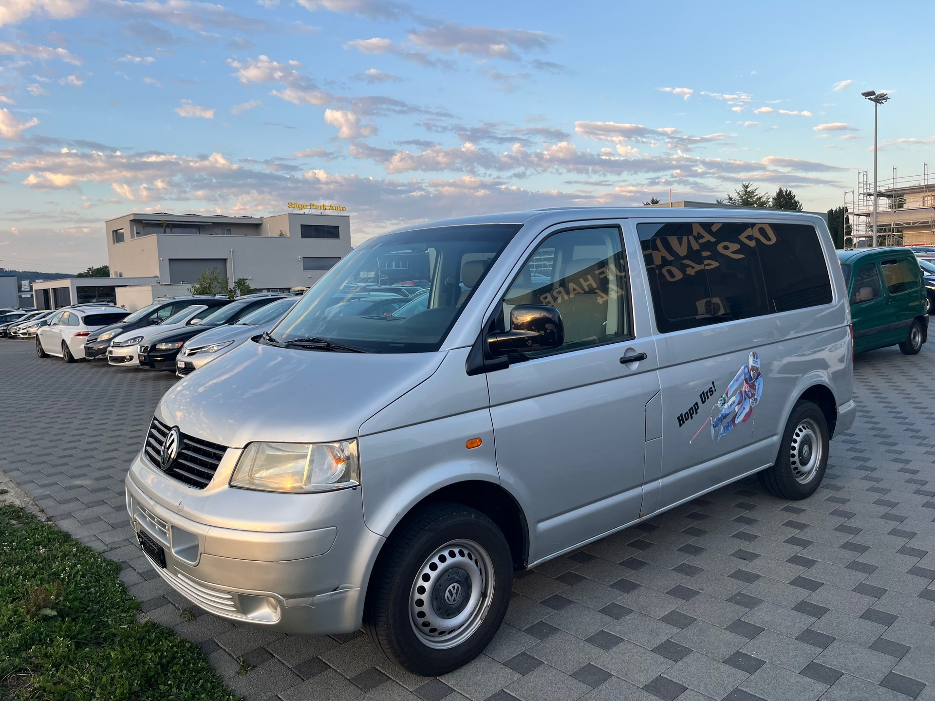 VW T5 Caravelle Trend 2.5TDI PD 4M-image-2