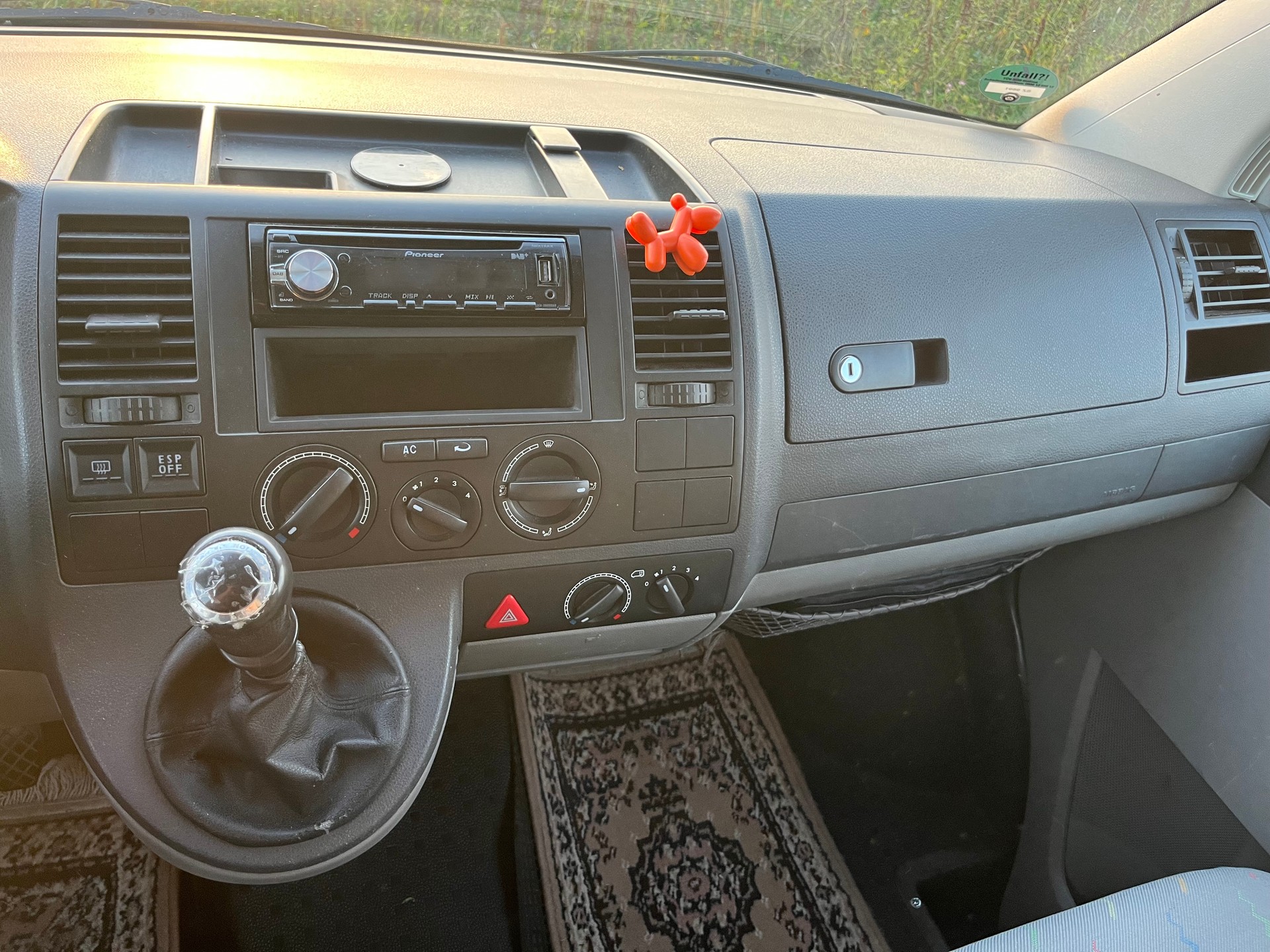 VW T5 Caravelle Trend 2.5TDI PD 4M-image-12