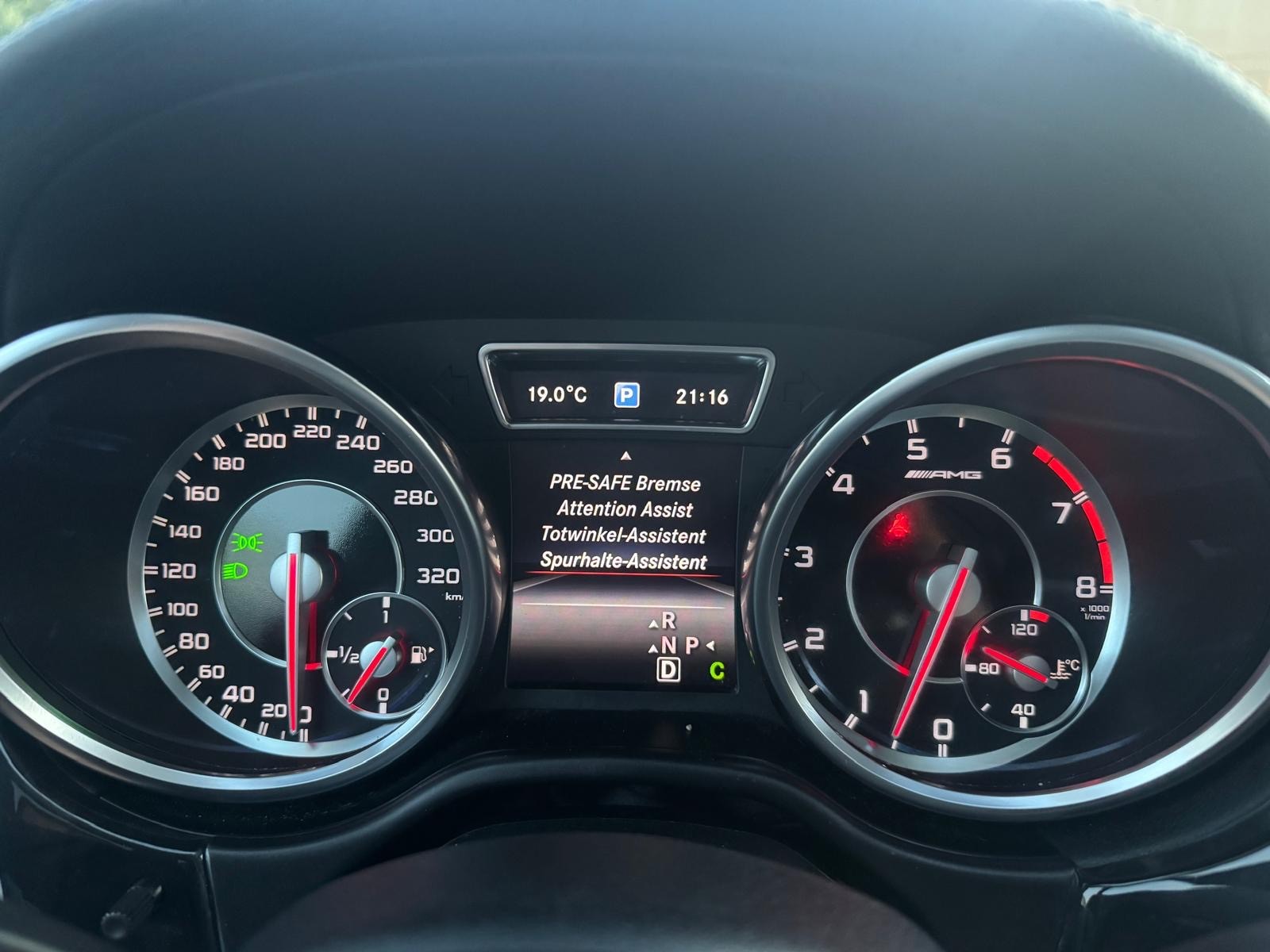 MERCEDES-BENZ ML 63 AMG 4Matic Speedshift-image-13