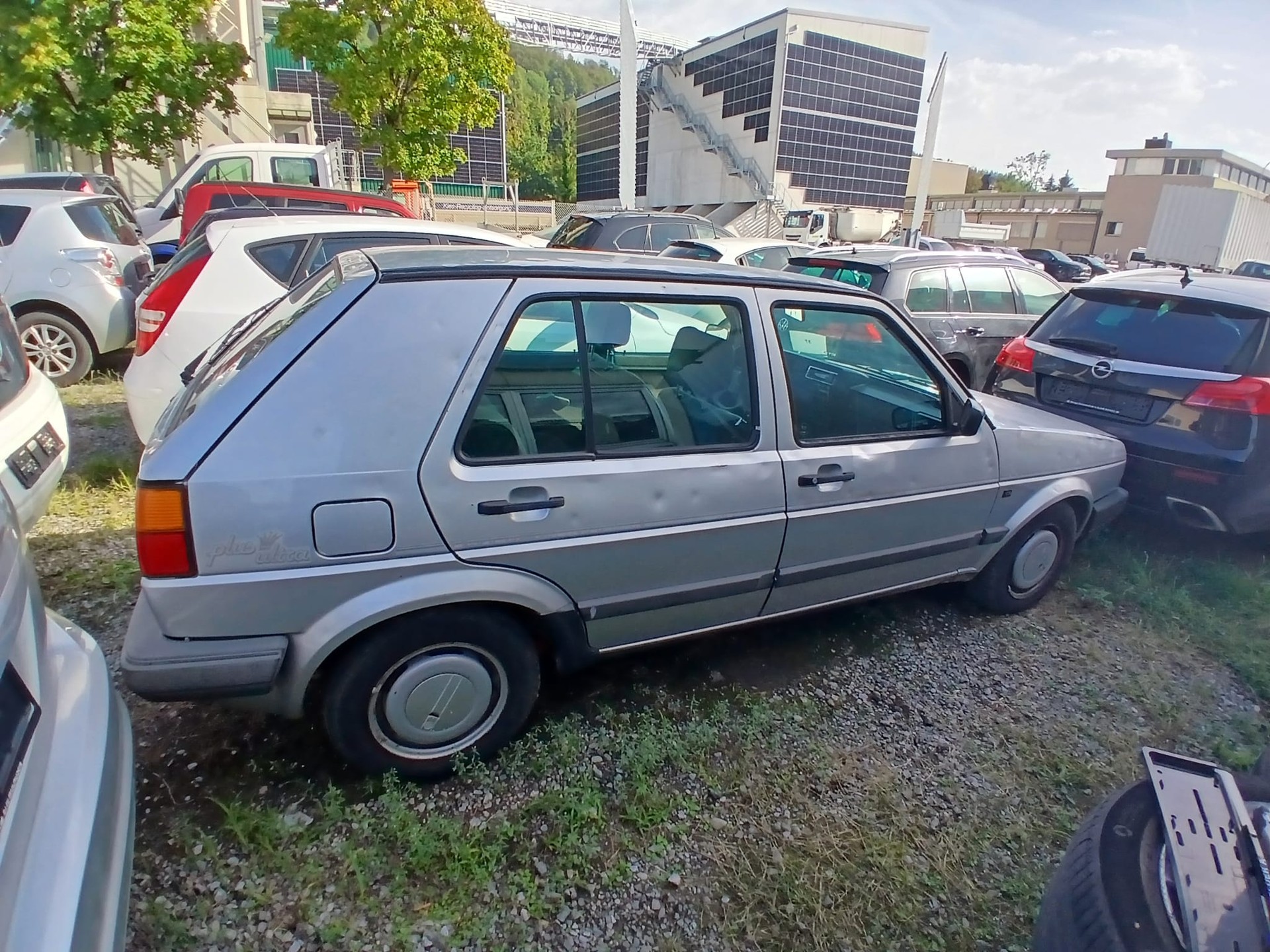VW Golf 1600 CL-image-2