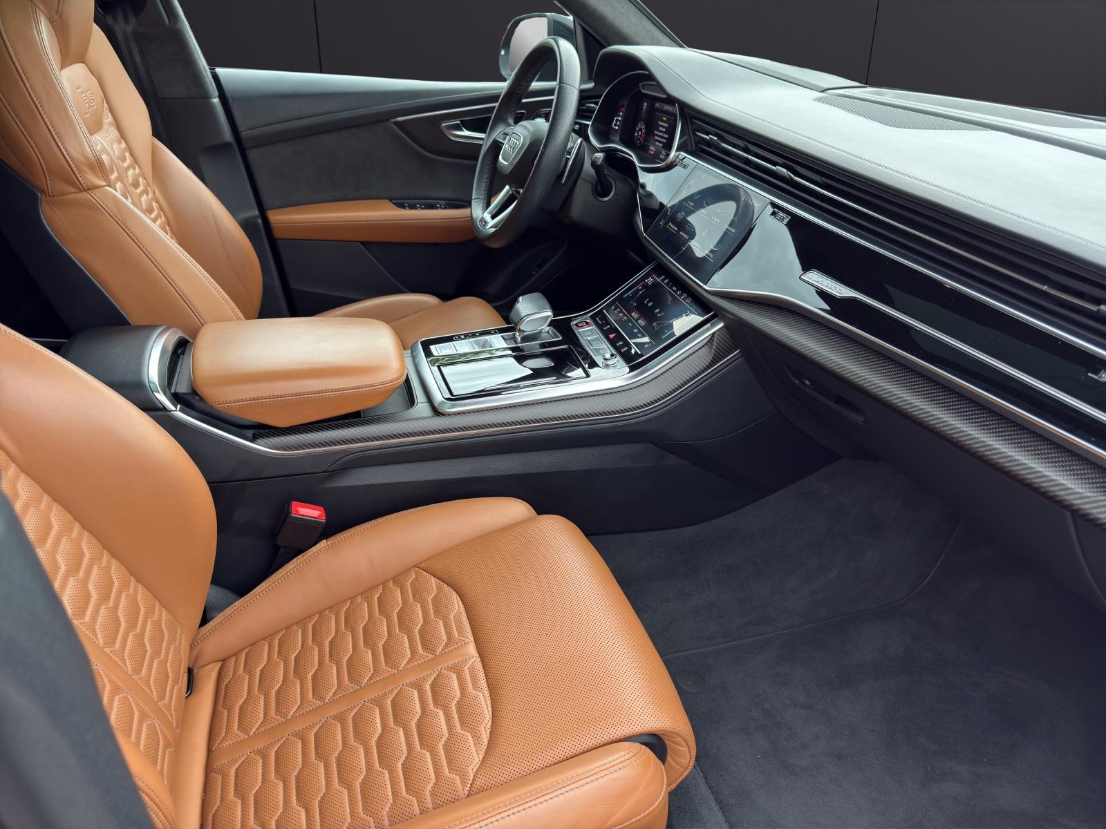 AUDI RS Q8 4.0 V8 TFSI quattro T-Tronic-image-16