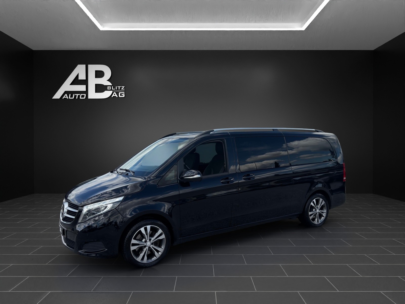 MERCEDES-BENZ V 250 d Extralang 4Matic 7G-Tronic mit 190 PS * 8-Plätzer *-image-1