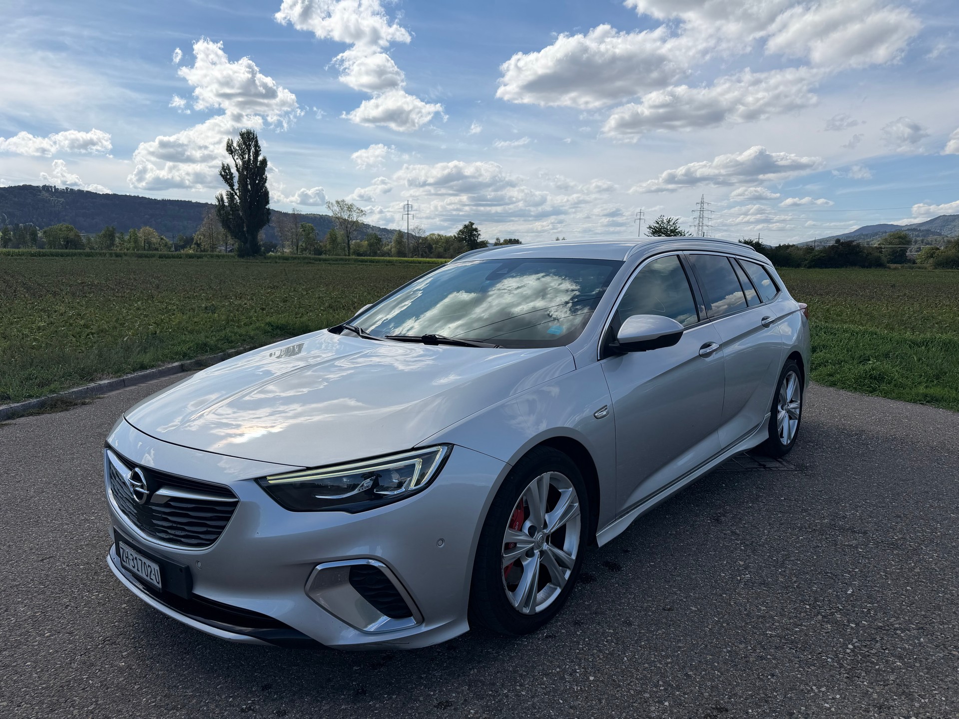 OPEL Insignia 2.0 BiDTI Sports Tourer GSI 4WD Auto-showroom-element-1