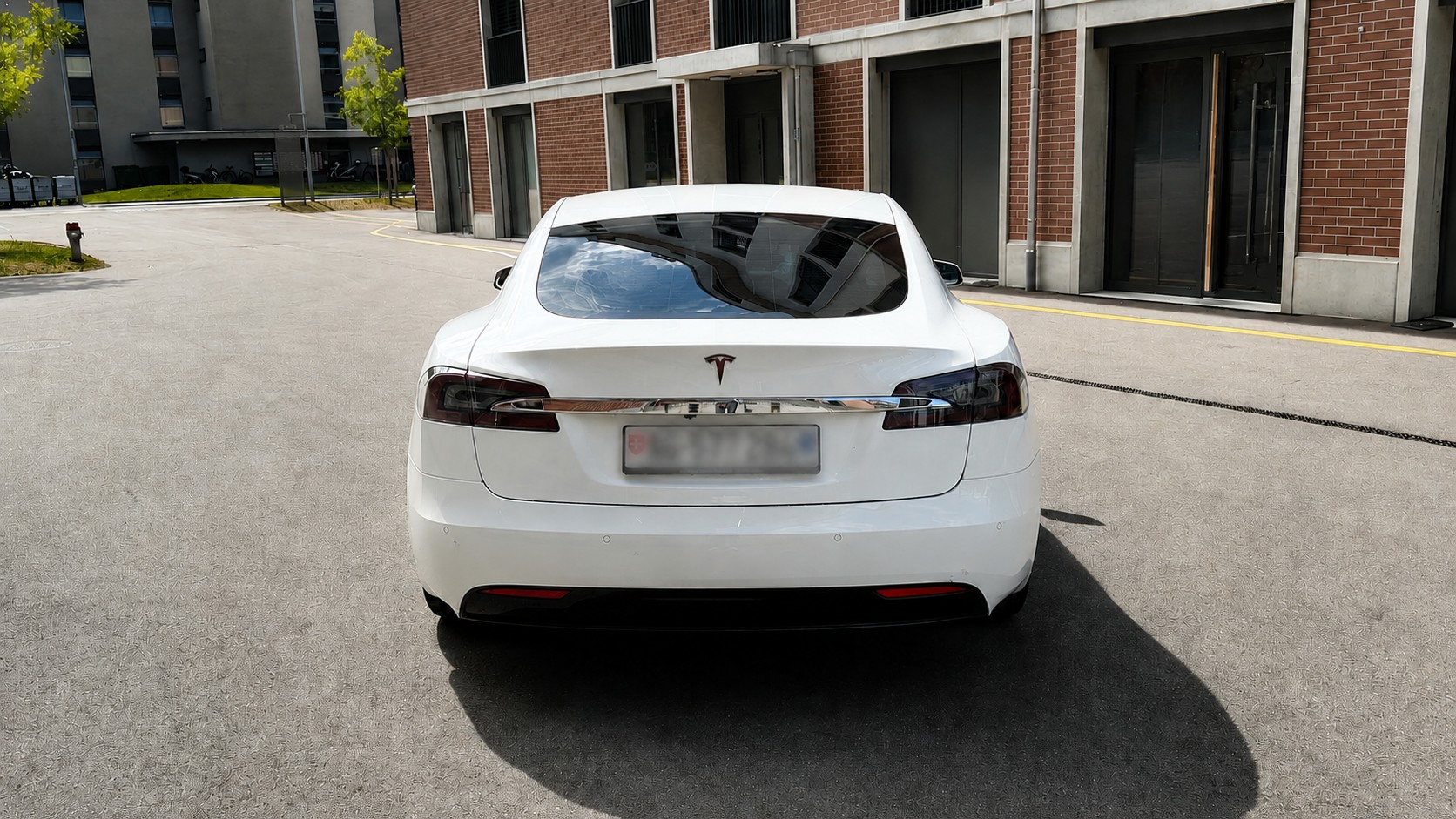 TESLA Model S 75 FREE SUPERCHARGER-image-3