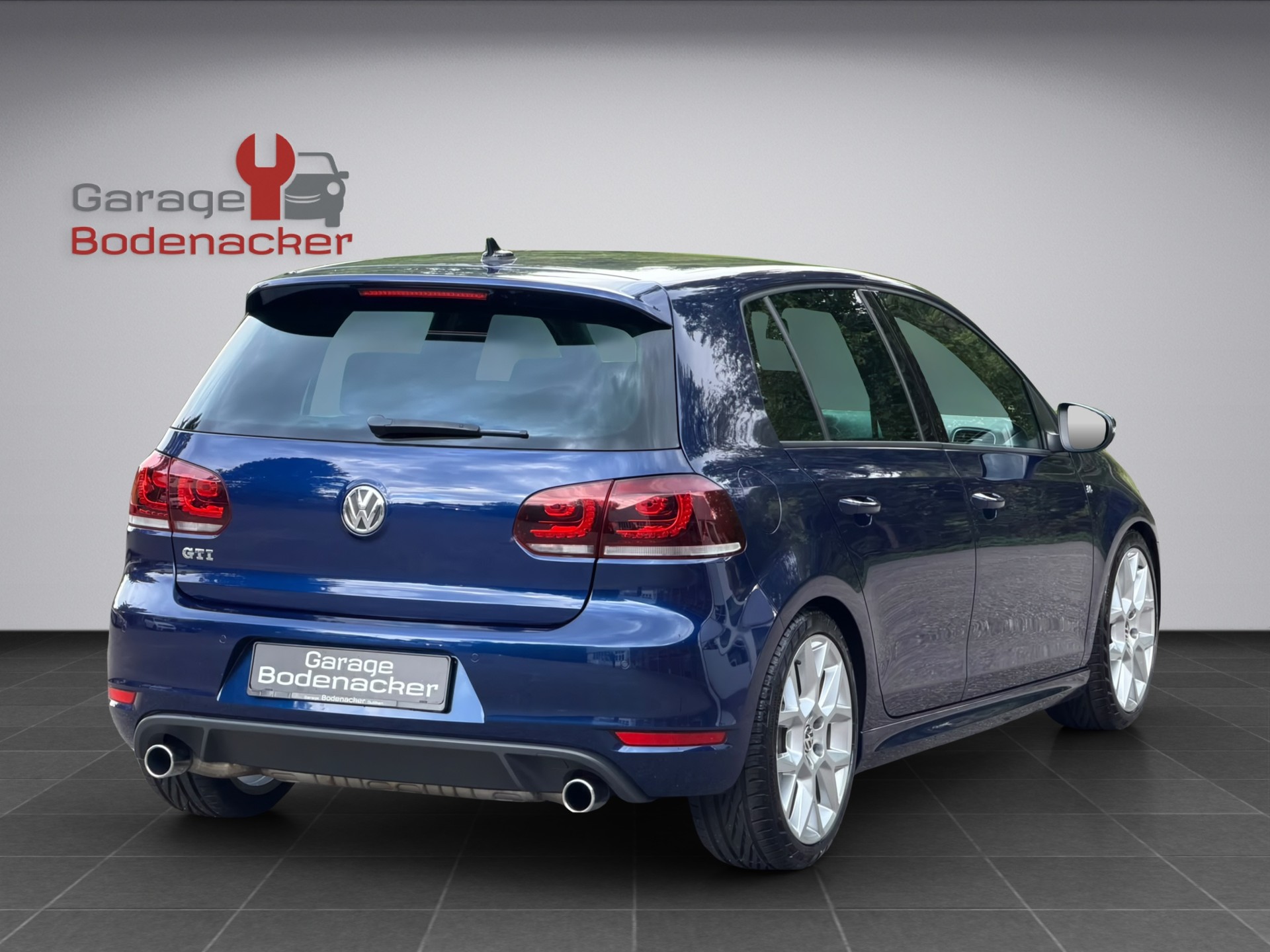 VW Golf 2.0 TSI GTI Edition 35 DSG-image-4