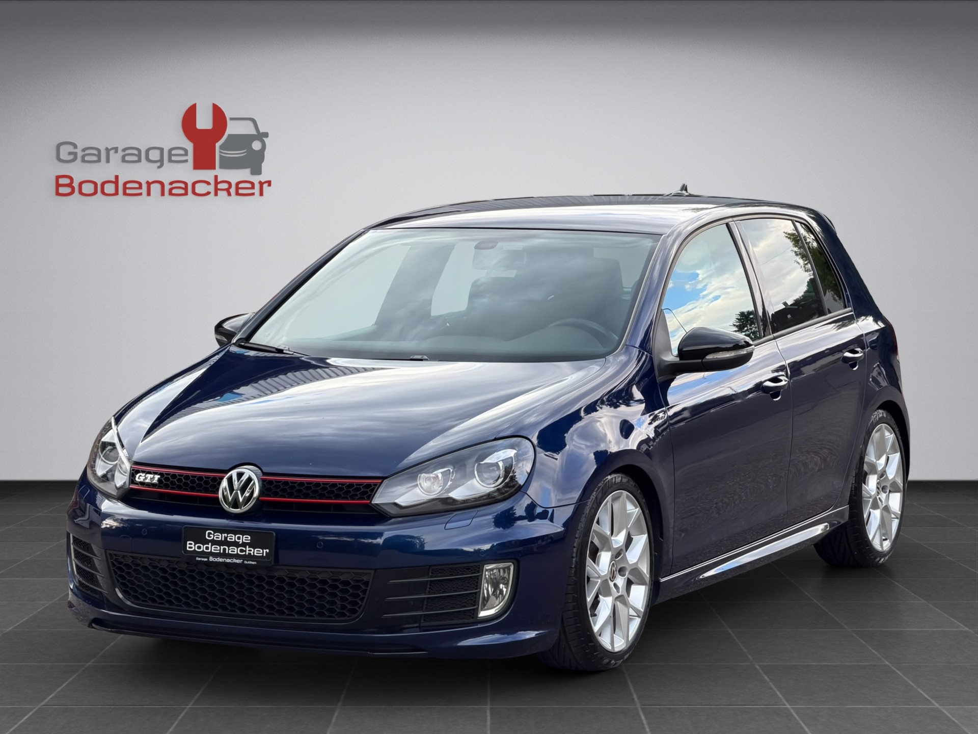 VW Golf 2.0 TSI GTI Edition 35 DSG-showroom-element-1