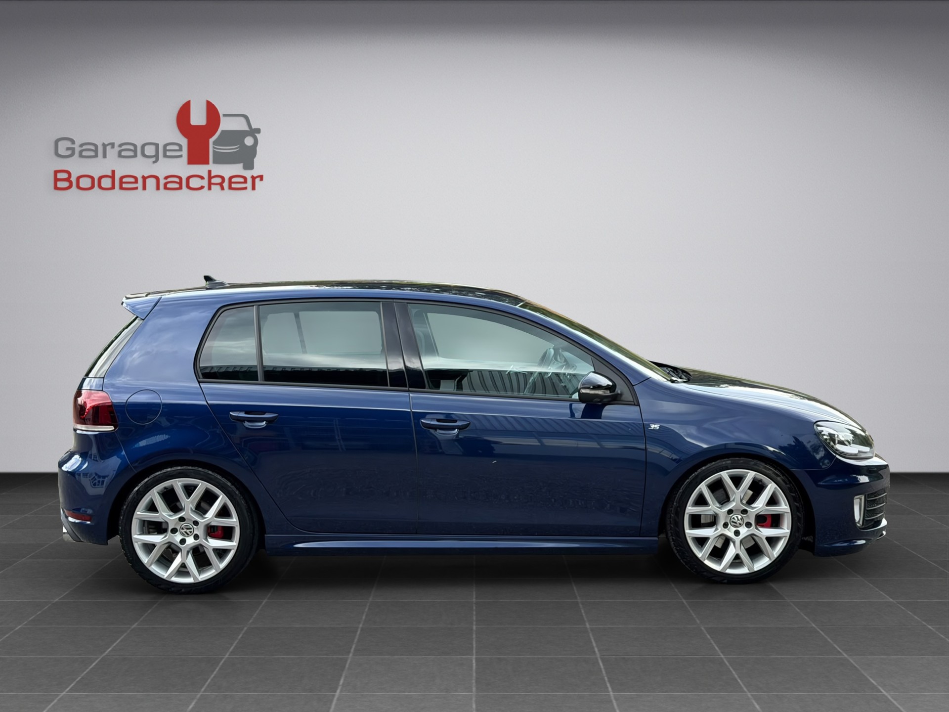 VW Golf 2.0 TSI GTI Edition 35 DSG-image-5