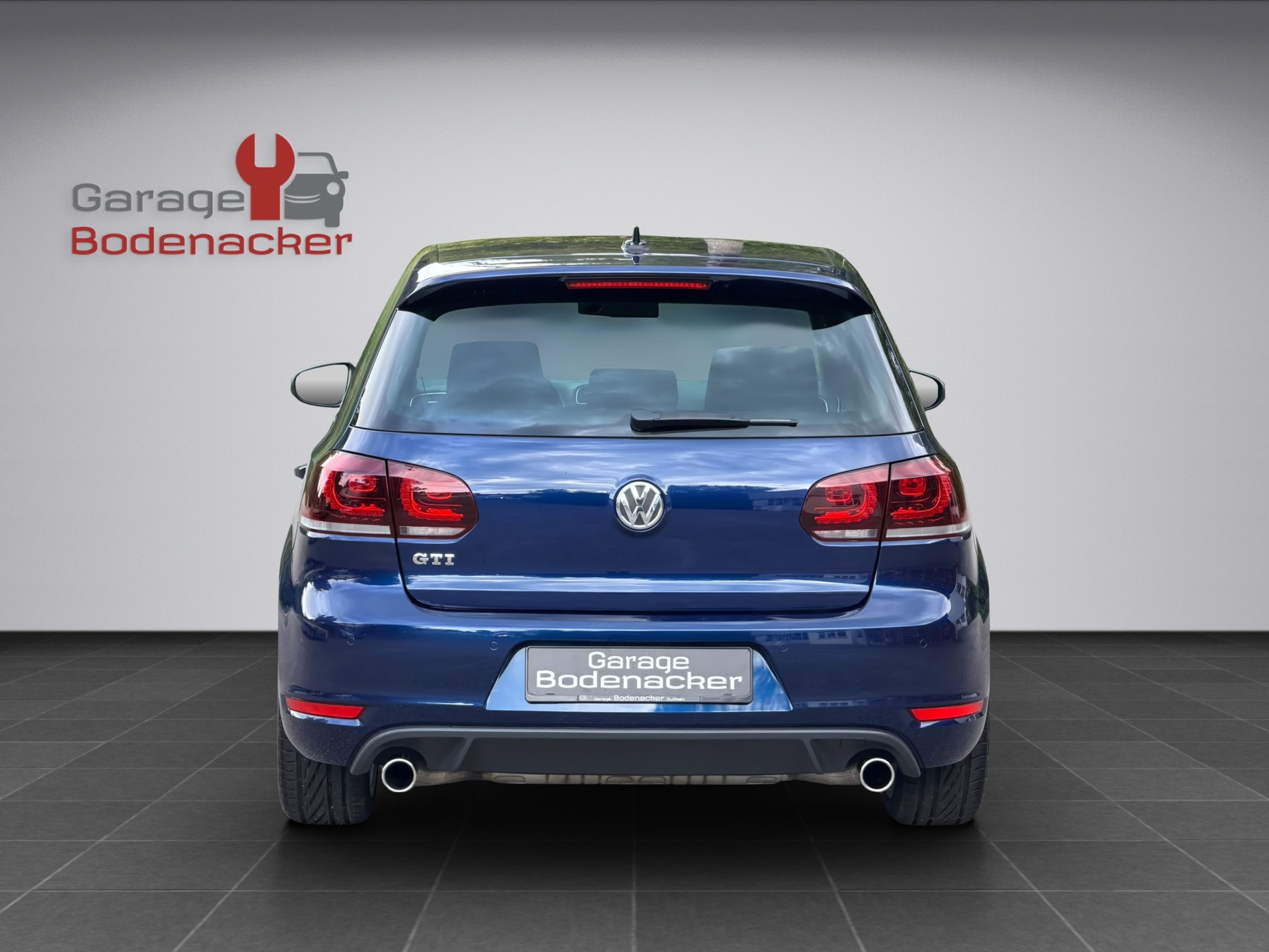 VW Golf 2.0 TSI GTI Edition 35 DSG-image-17