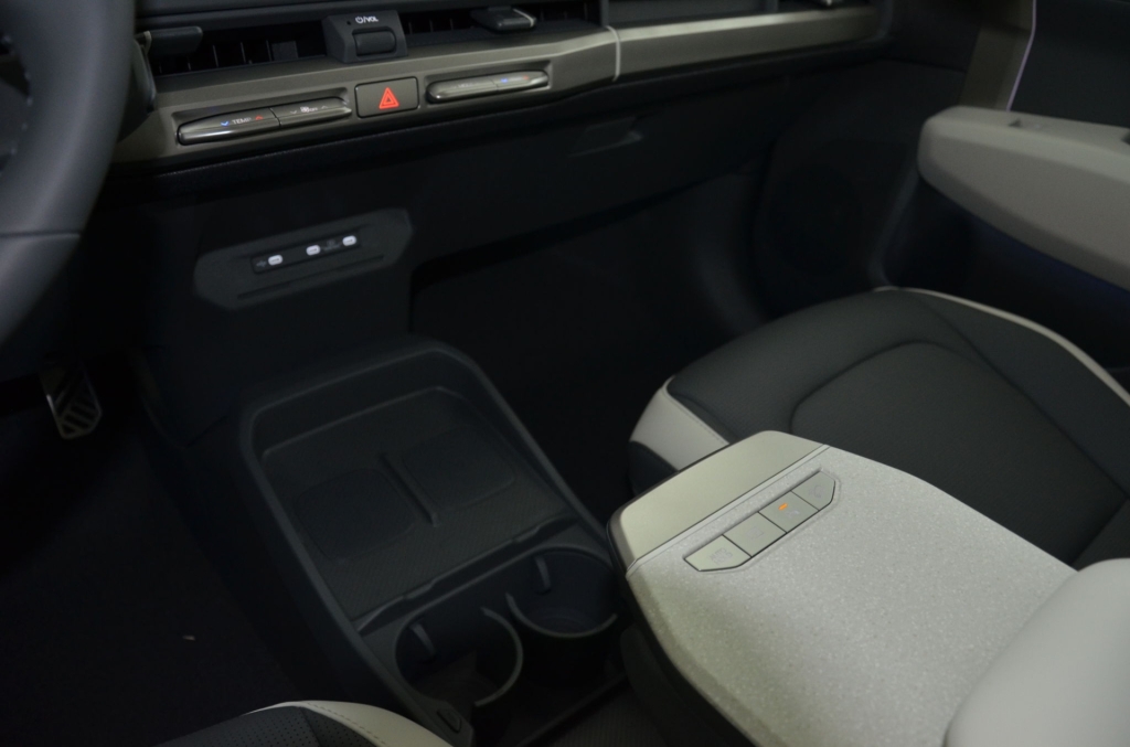KIA EV3 81,4 kWh GT-Line 4x4-image-27