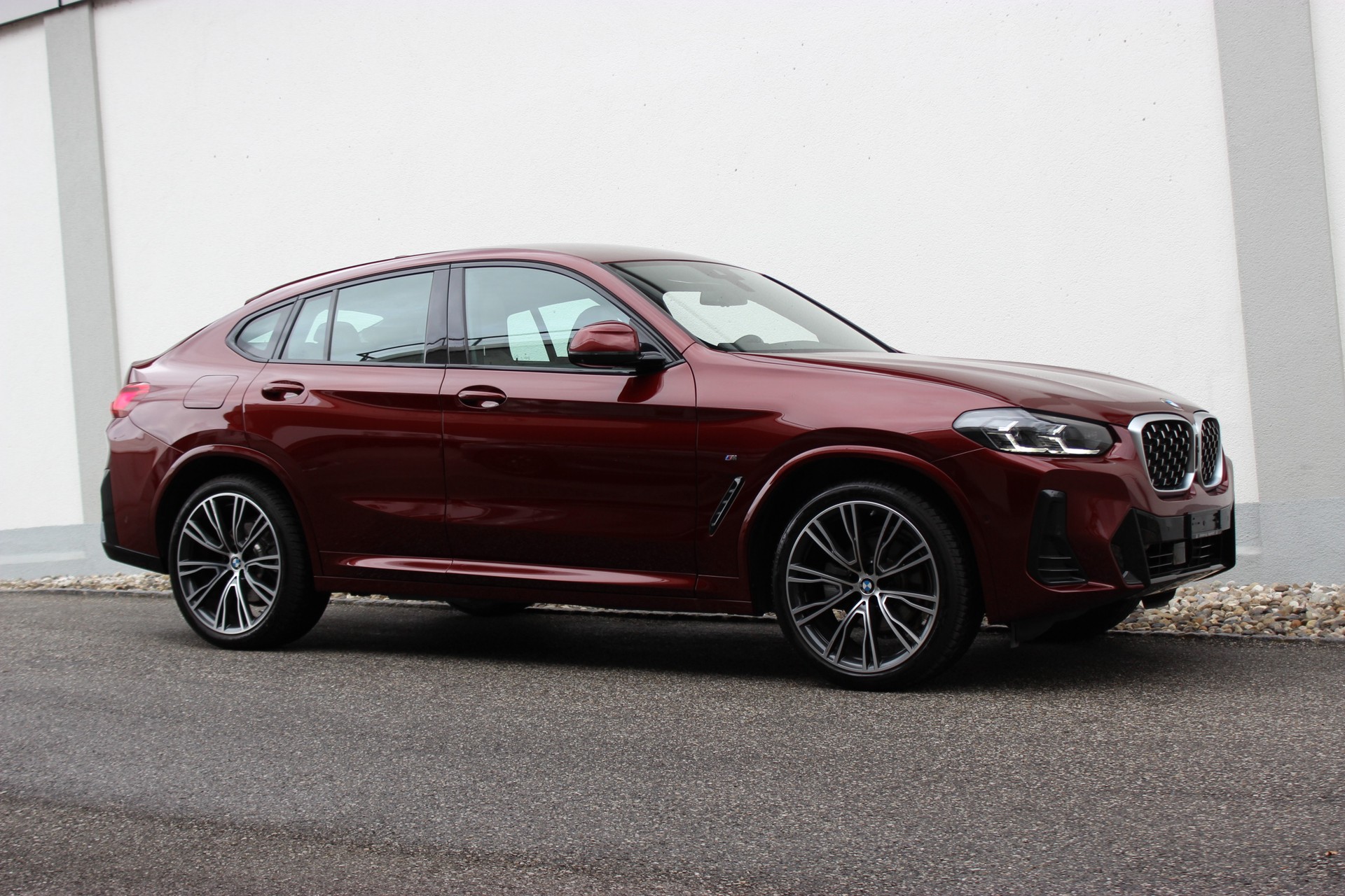 BMW X4 xDrive 48V 20d M Sport *AVENTURINROT METALLIC*-image-4