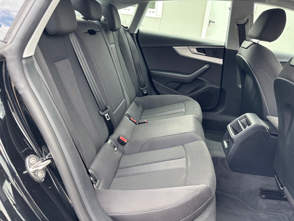 AUDI A5 Sportback 40 TFSI Sport S-tronic-image-16