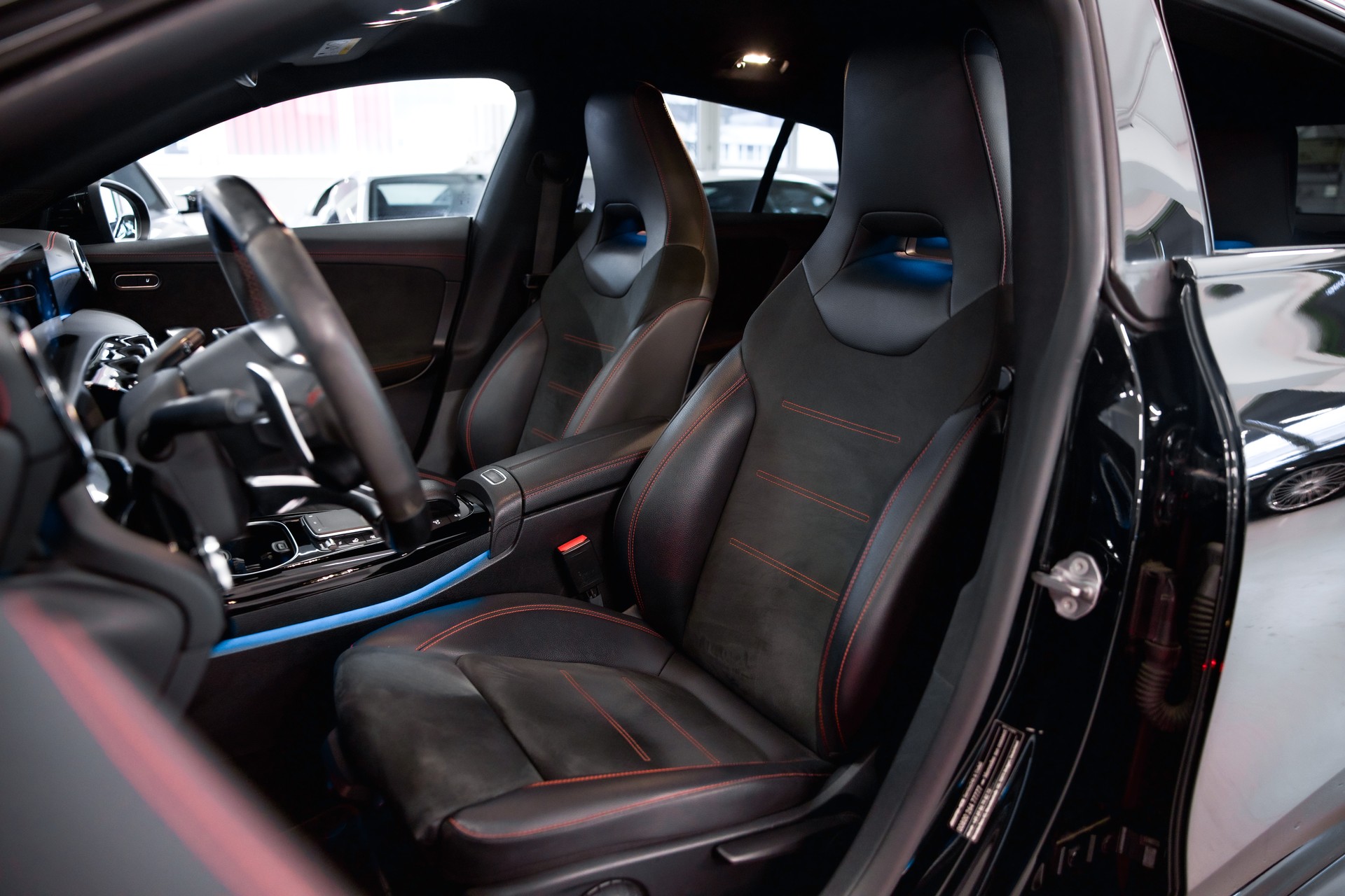 MERCEDES-BENZ CLA Shooting Brake 45 S AMG 4Matic+ 8G-DCT-image-18