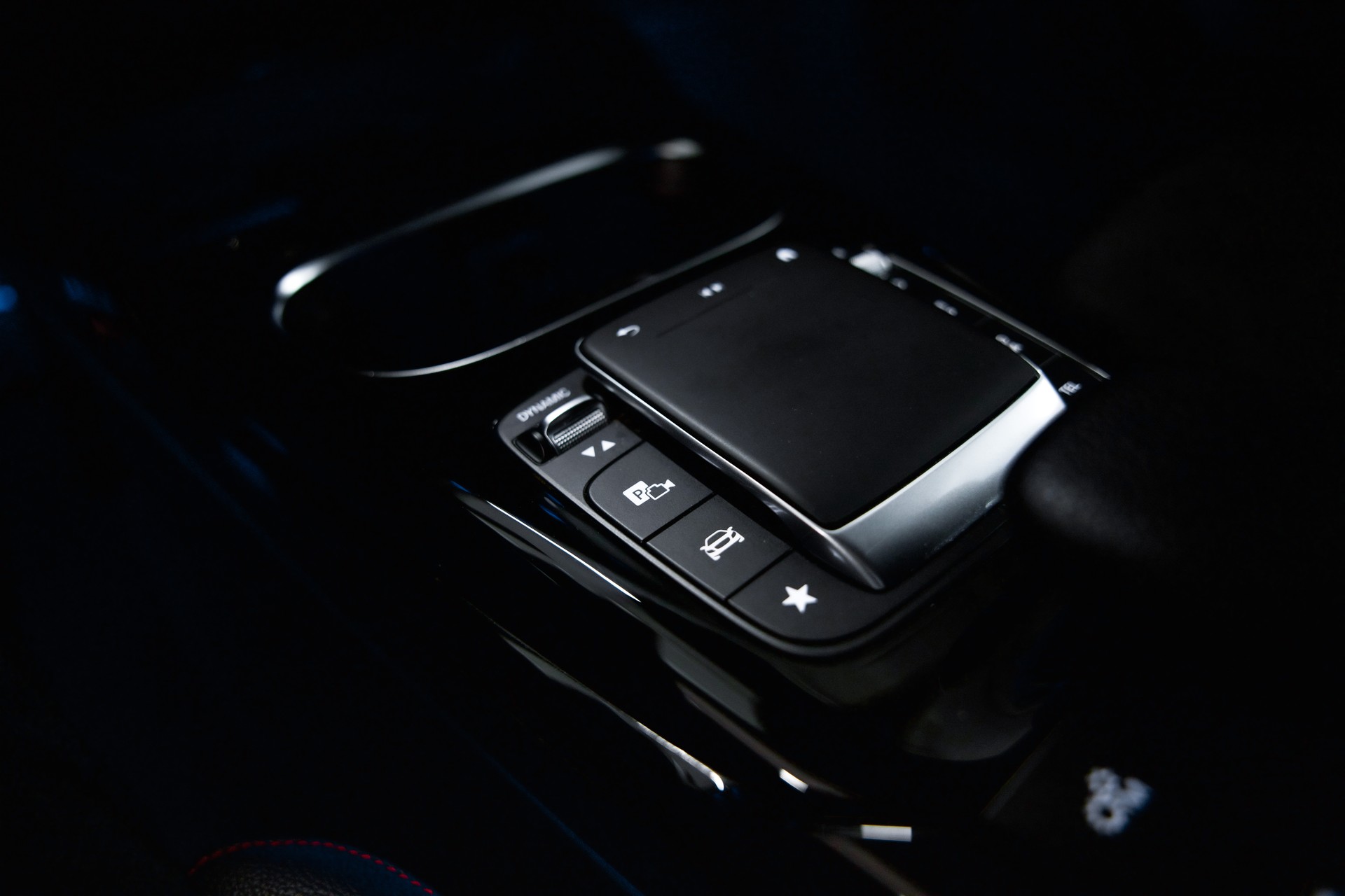 MERCEDES-BENZ CLA Shooting Brake 45 S AMG 4Matic+ 8G-DCT-image-27