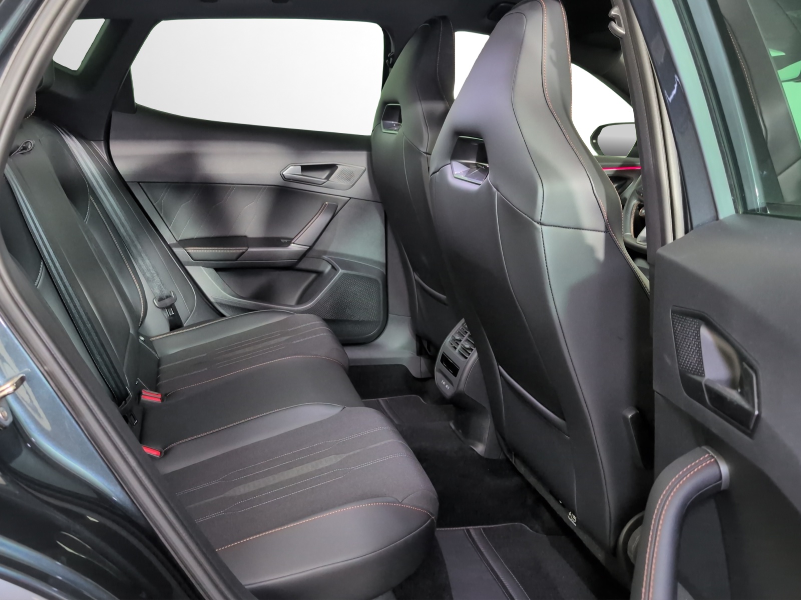 CUPRA Formentor 2.0TSI VZ 4Drive DSG-image-8