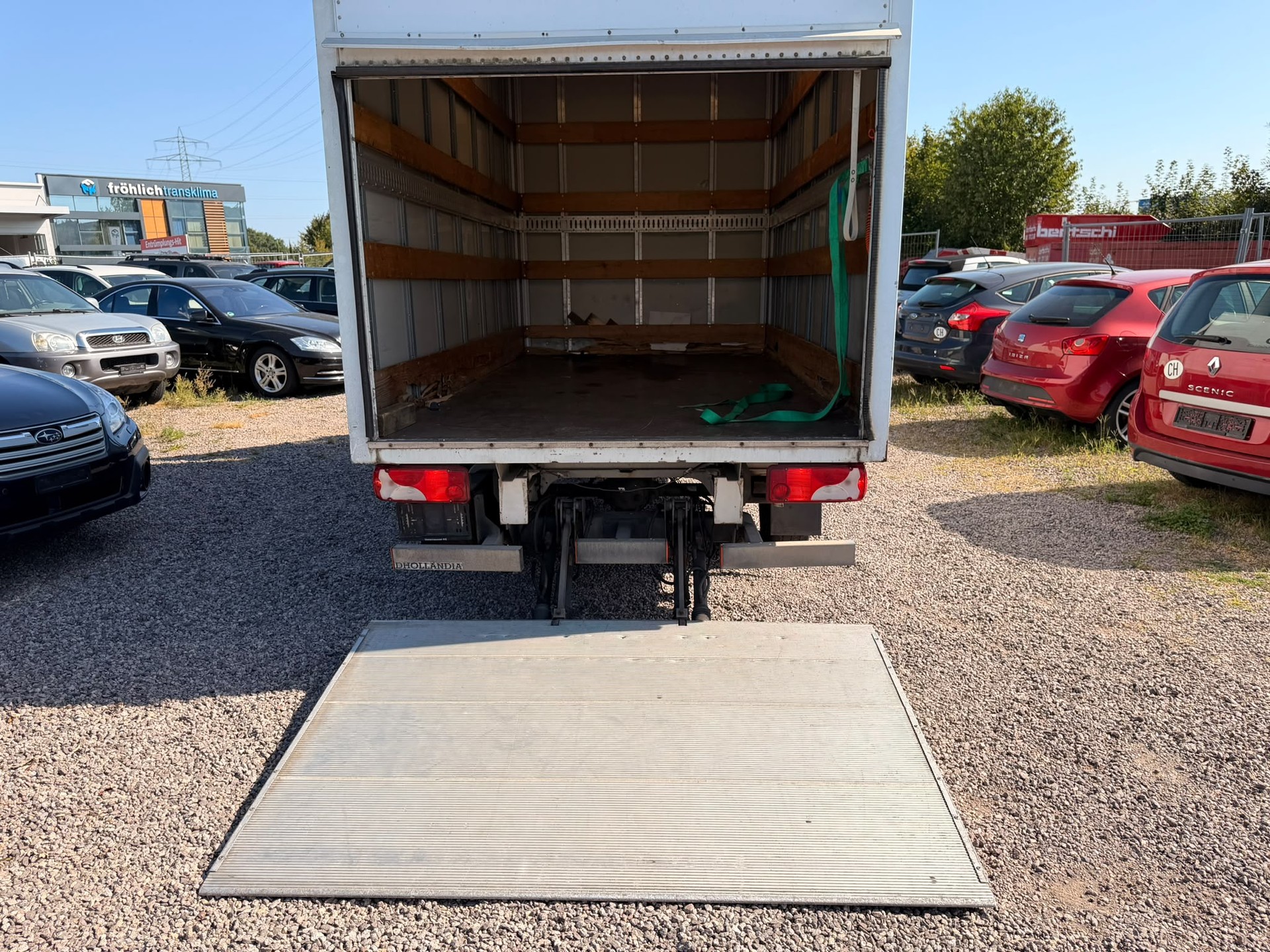 VW Crafter 35 2.5 BlueTDI 109 PS A-image-5