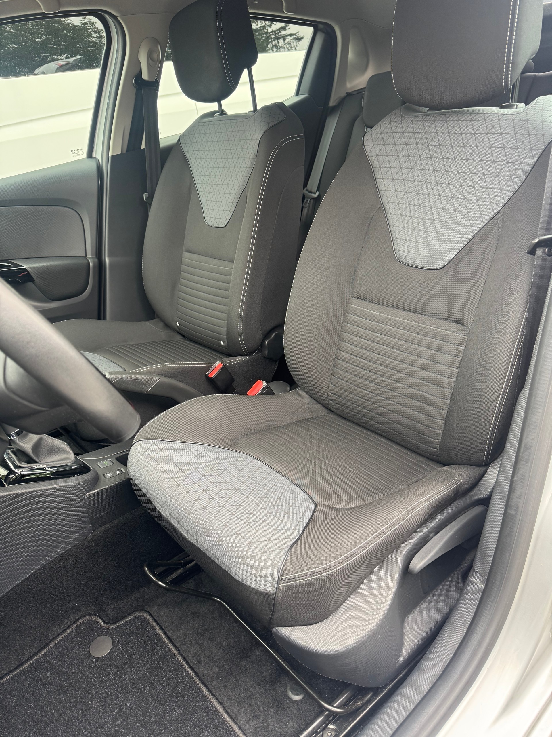 RENAULT CLIO 1.2 16V T DYNAMIQUE EDC AUTOMAT-image-8