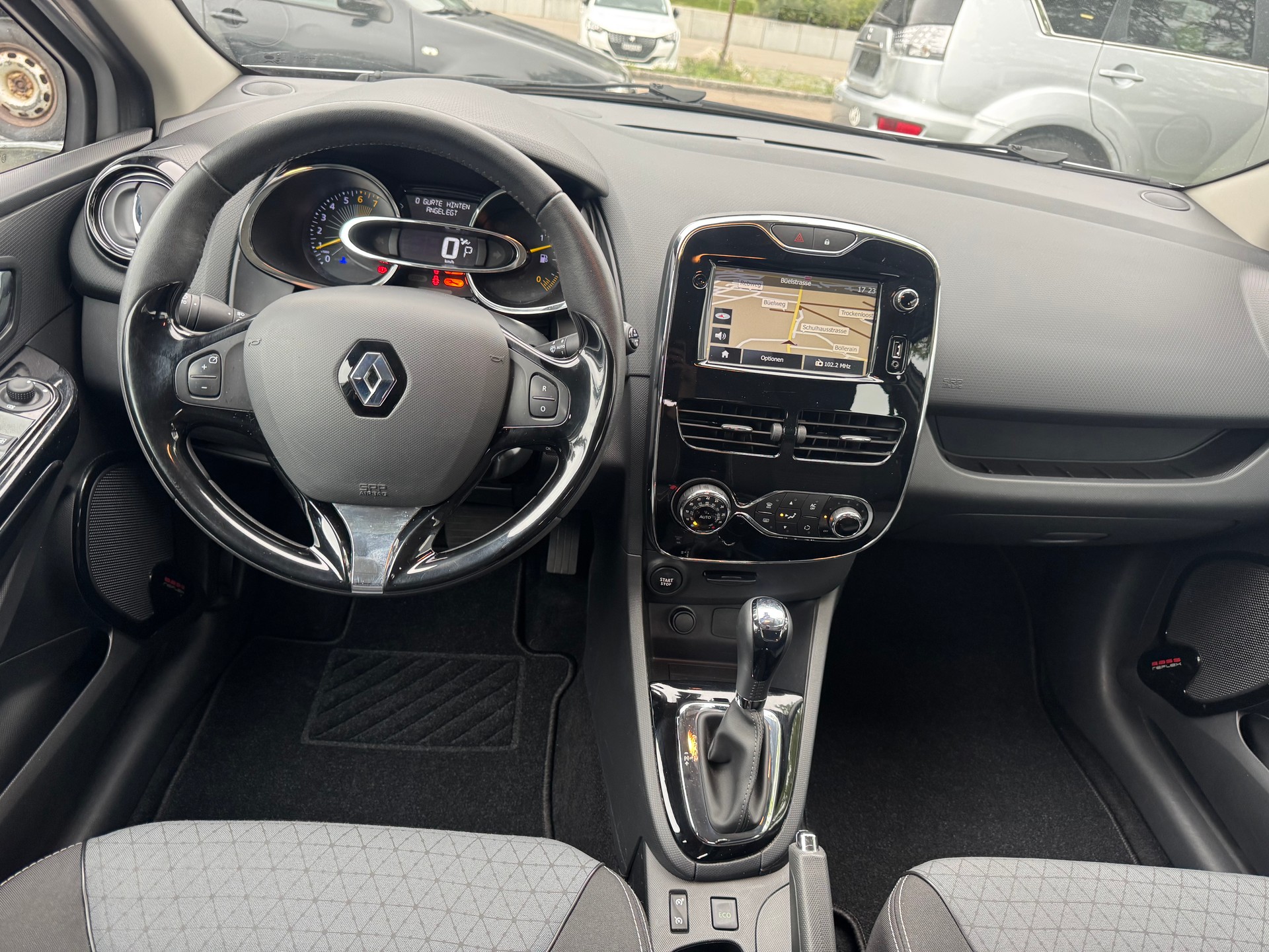 RENAULT CLIO 1.2 16V T DYNAMIQUE EDC AUTOMAT-image-7