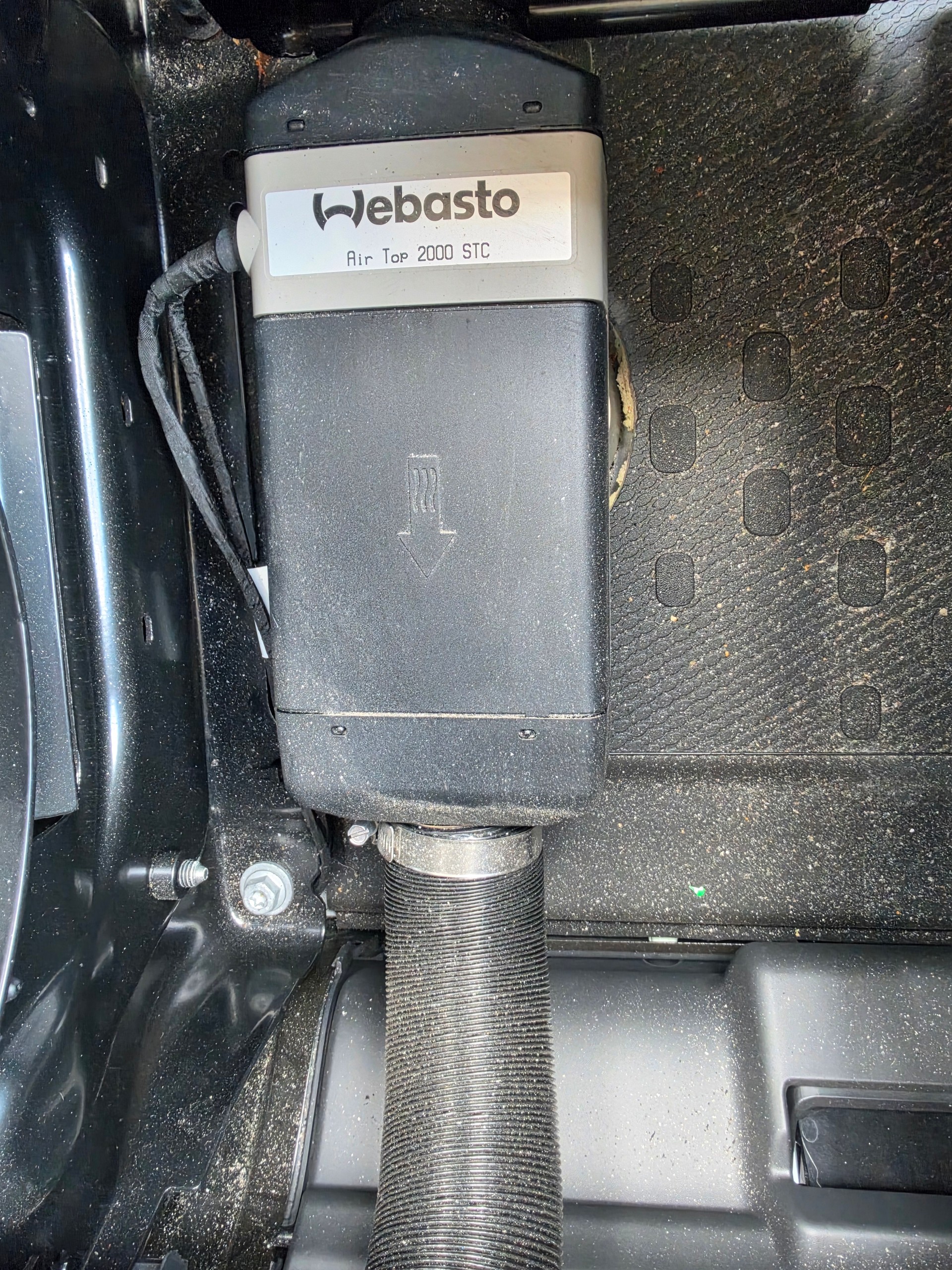 RENAULT Trafic 2.0 ENERGY dCi145 3.0t Business L2H2-image-12