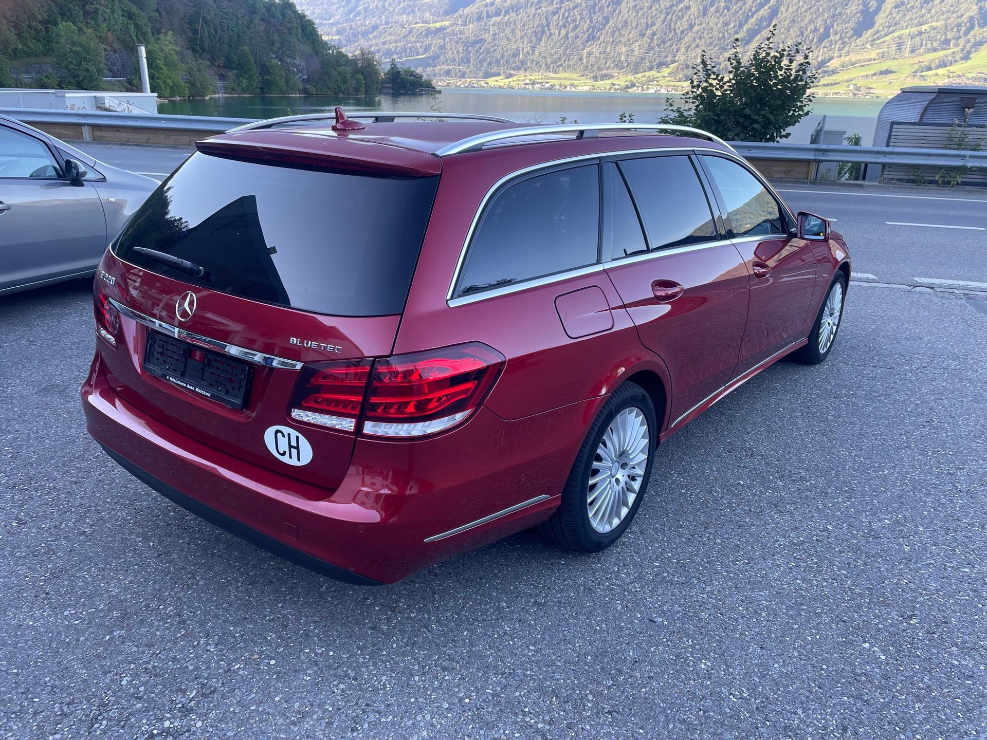 MERCEDES-BENZ E-Klasse S212 Kombi E 220 CDI BlueTec Elegance 4m-image-2