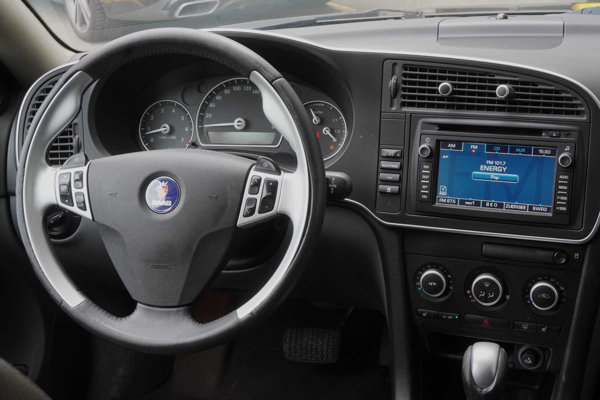 SAAB 9-3 2.8T V6 Aero-image-10
