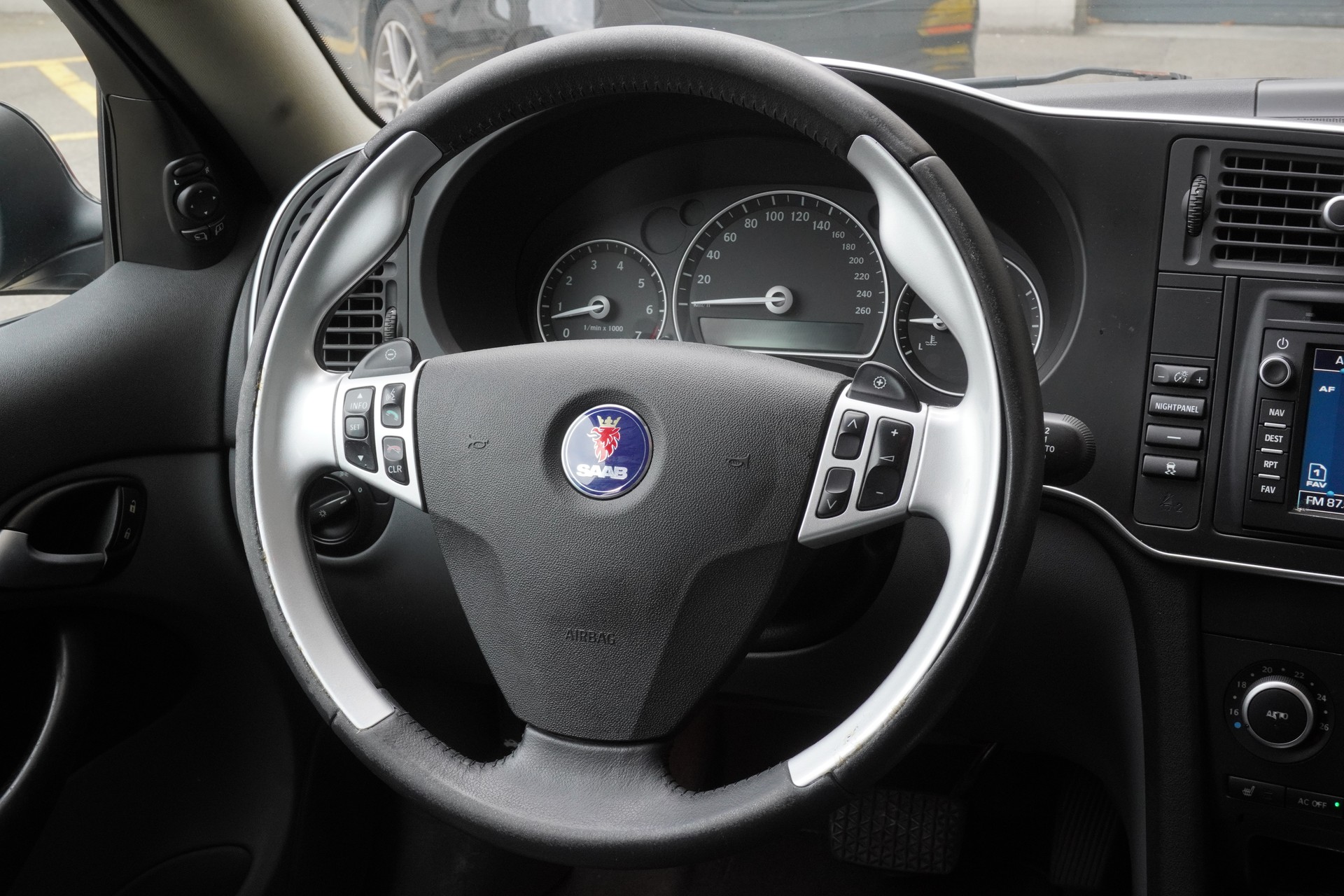 SAAB 9-3 2.8T V6 Aero-image-9