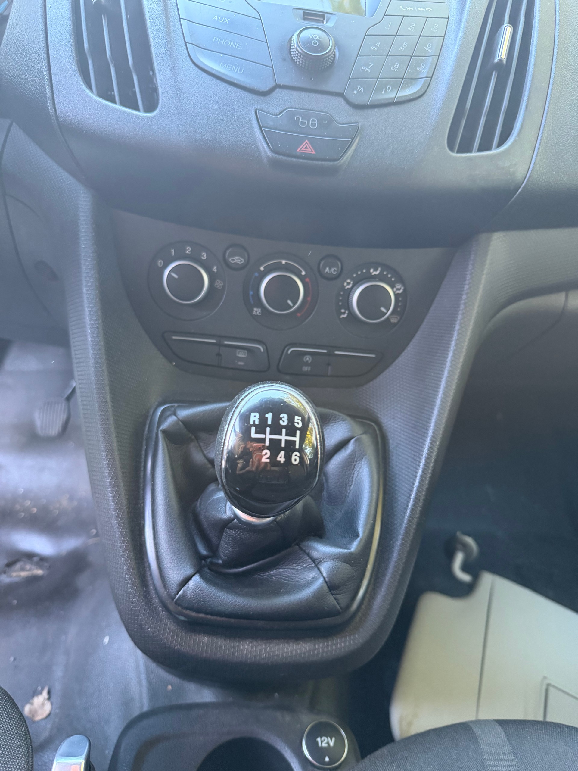 FORD Transit Connect Van T200 1.0 EcoBoost Trend-image-11