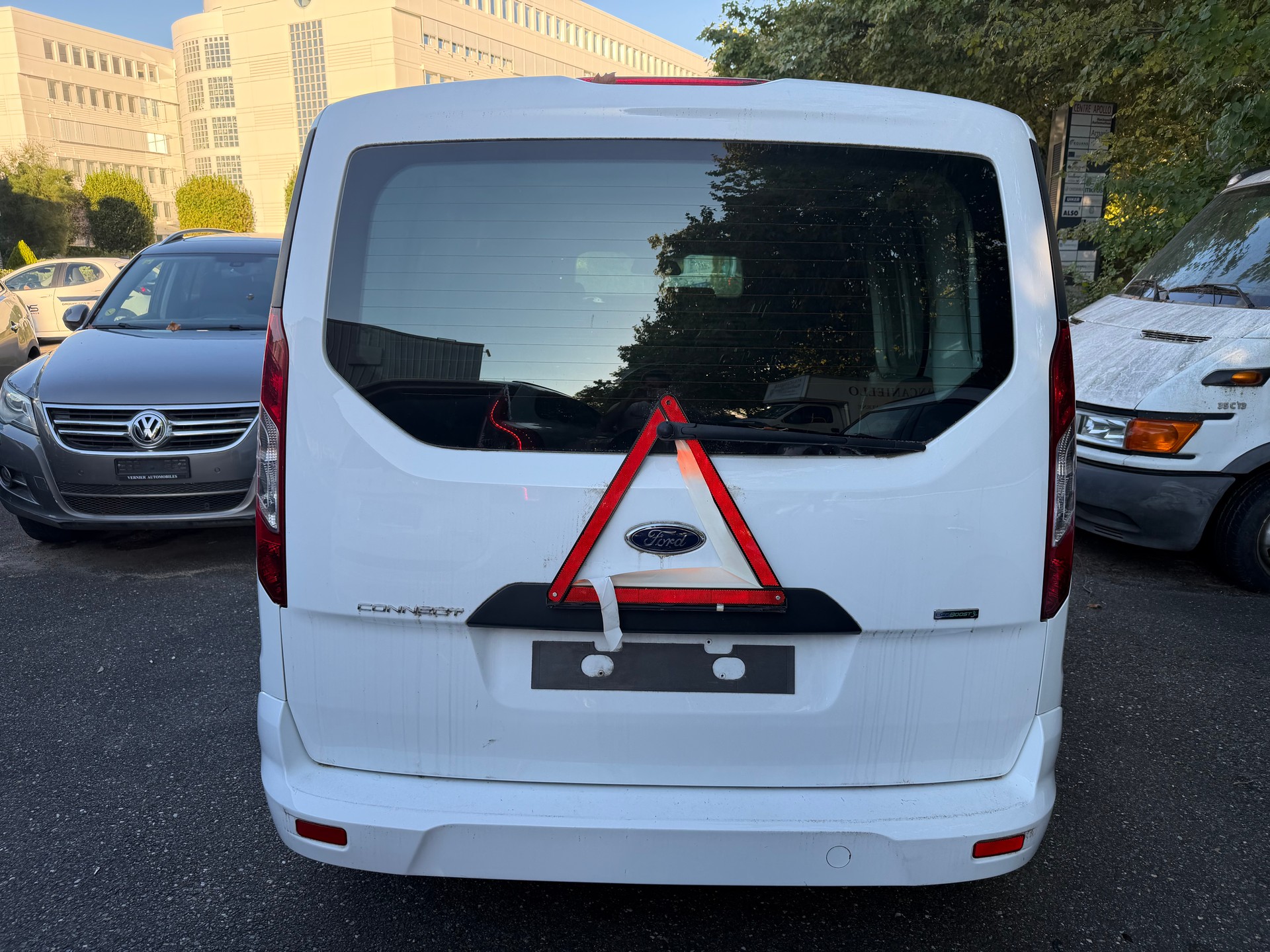 FORD Transit Connect Van T200 1.0 EcoBoost Trend-image-4