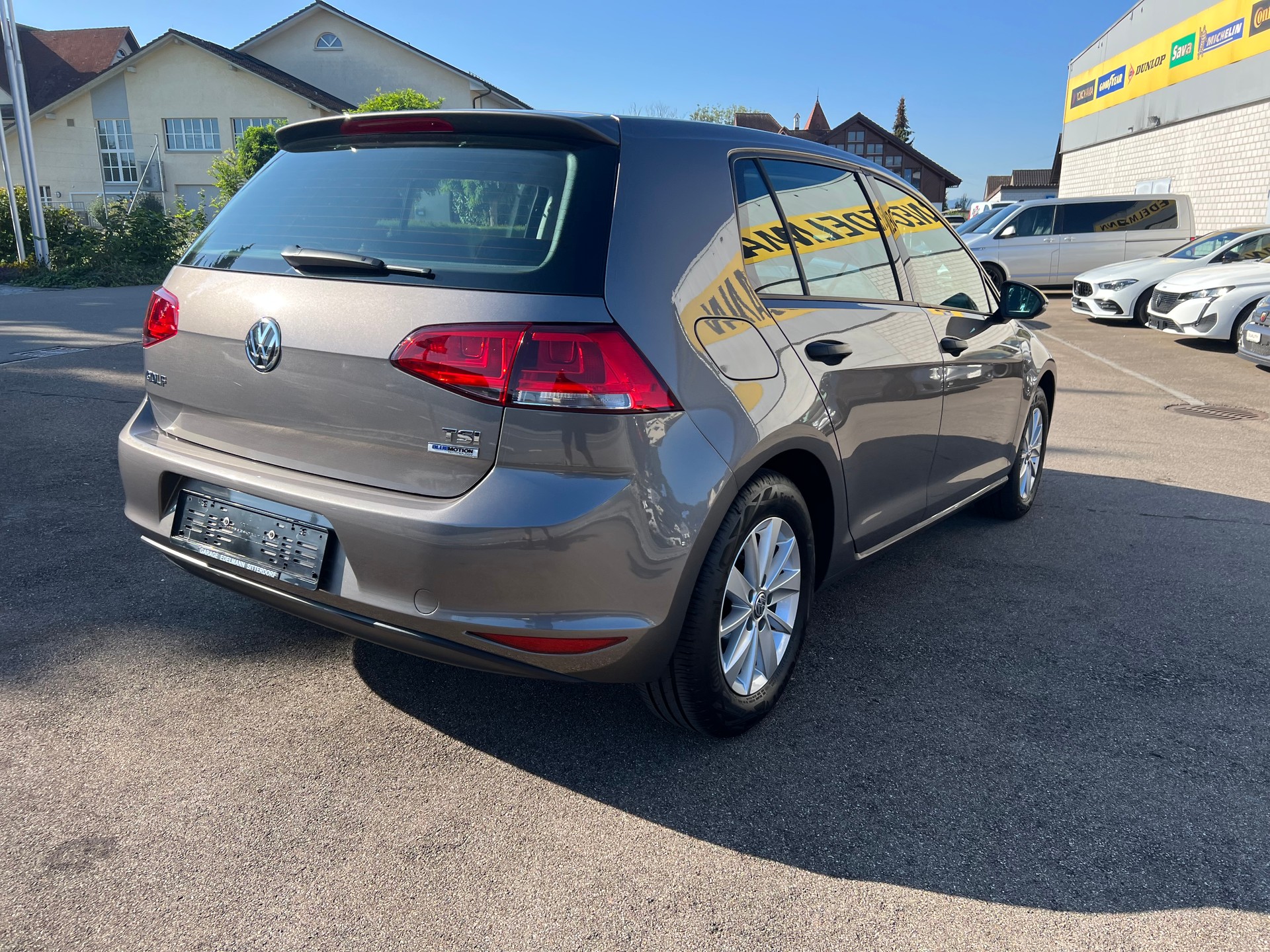 VW Golf 1.2 TSI Trendline-image-12