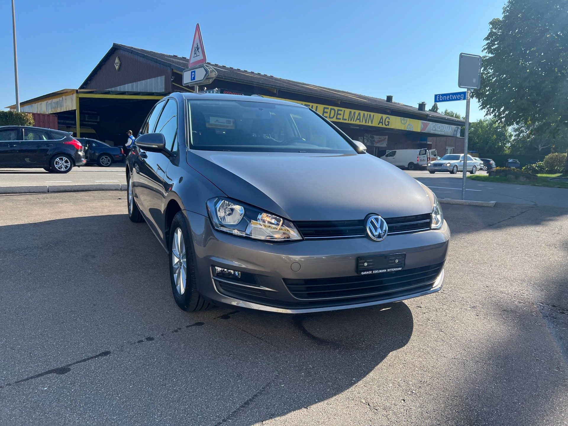 VW Golf 1.2 TSI Trendline-image-5