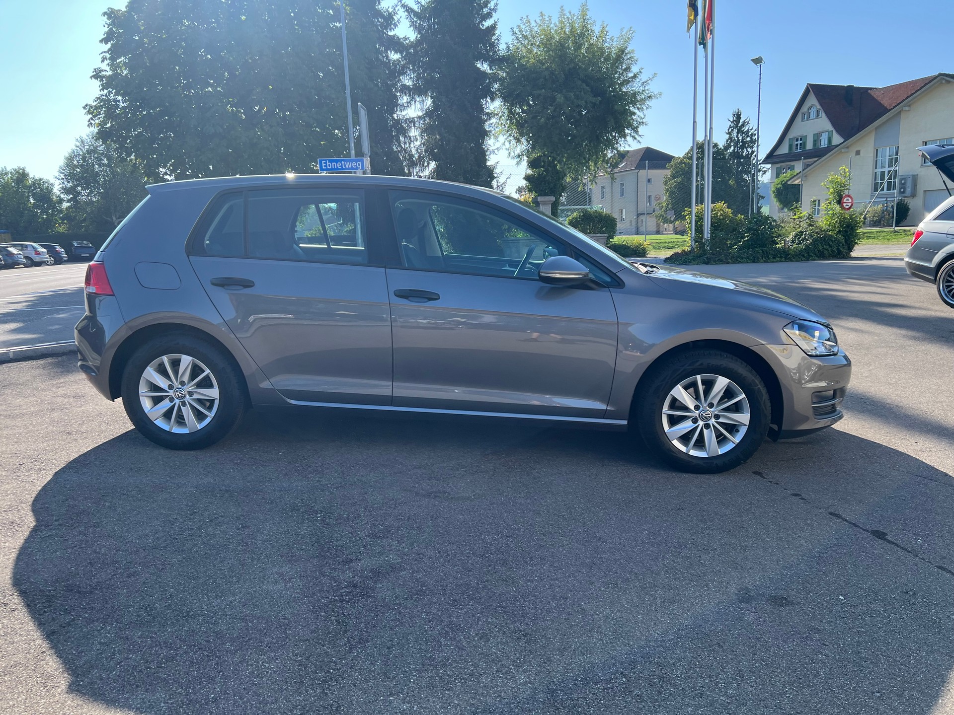 VW Golf 1.2 TSI Trendline-image-9