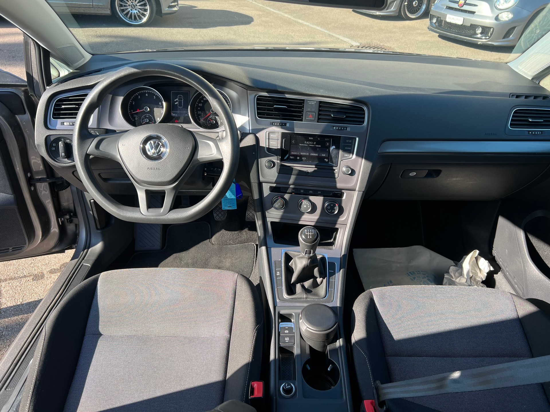 VW Golf 1.2 TSI Trendline-image-23