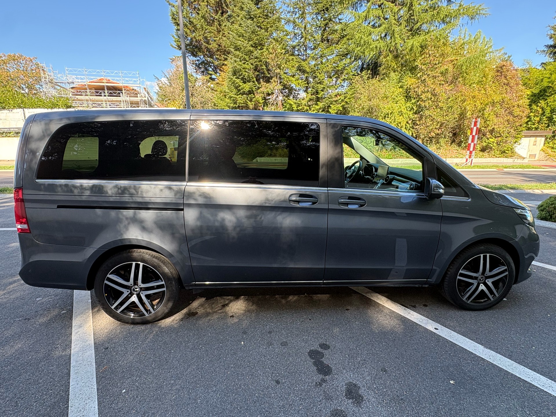 MERCEDES-BENZ V 250 d Avantgarde lang 4Matic 7G-Tronic-image-4
