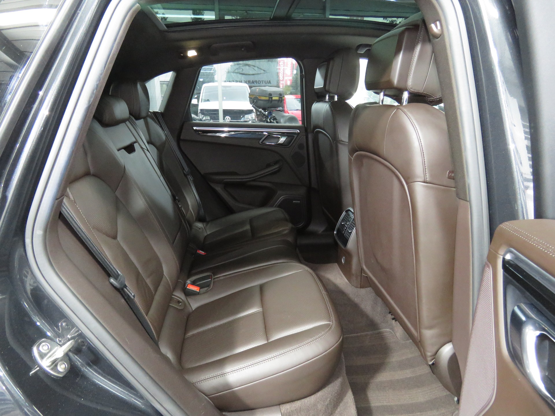 PORSCHE Macan S PDK Automat-image-14