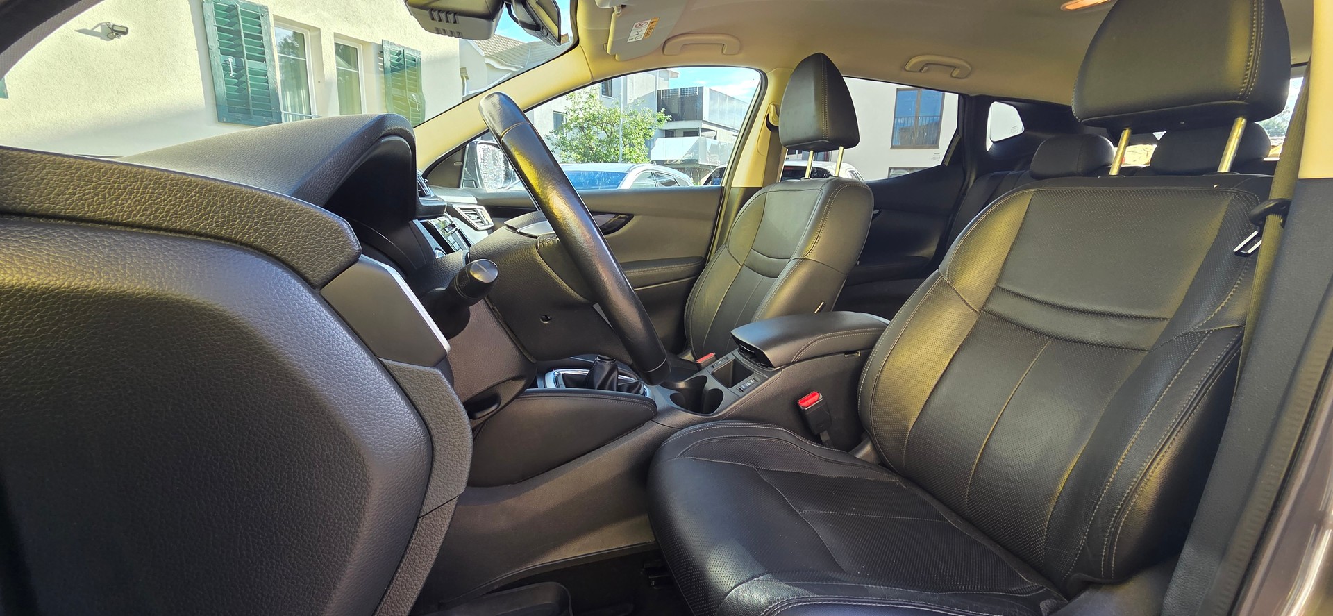 NISSAN Qashqai 1.6 dCi N-Connecta ALL-MODE 4x4-image-8