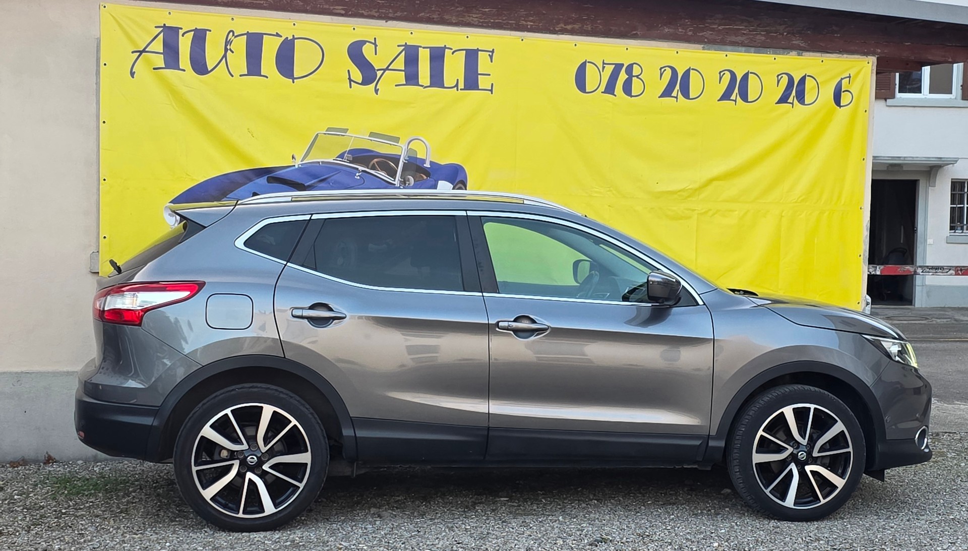 NISSAN Qashqai 1.6 dCi N-Connecta ALL-MODE 4x4-image-3