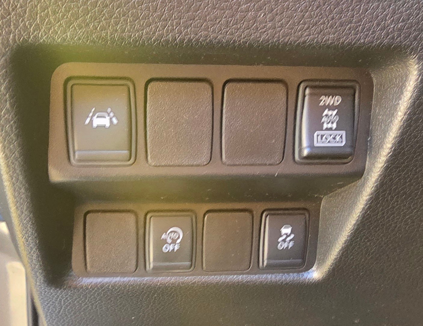 NISSAN Qashqai 1.6 dCi N-Connecta ALL-MODE 4x4-image-11