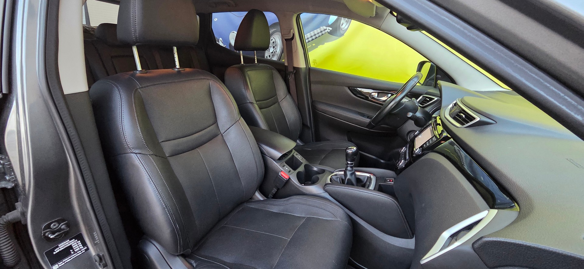 NISSAN Qashqai 1.6 dCi N-Connecta ALL-MODE 4x4-image-9