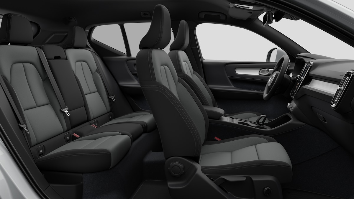 VOLVO XC40 2.0 B3 MH Core-image-13