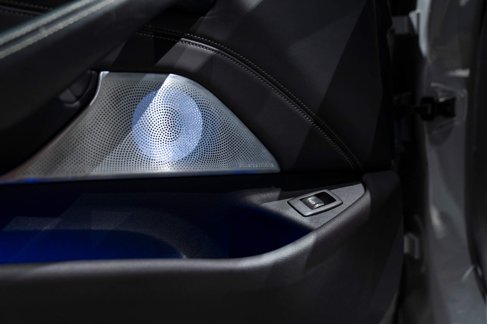 BMW-ALPINA B5 BiTurbo Touring 4.4 V8 xDrive Switch-Tronic-image-12